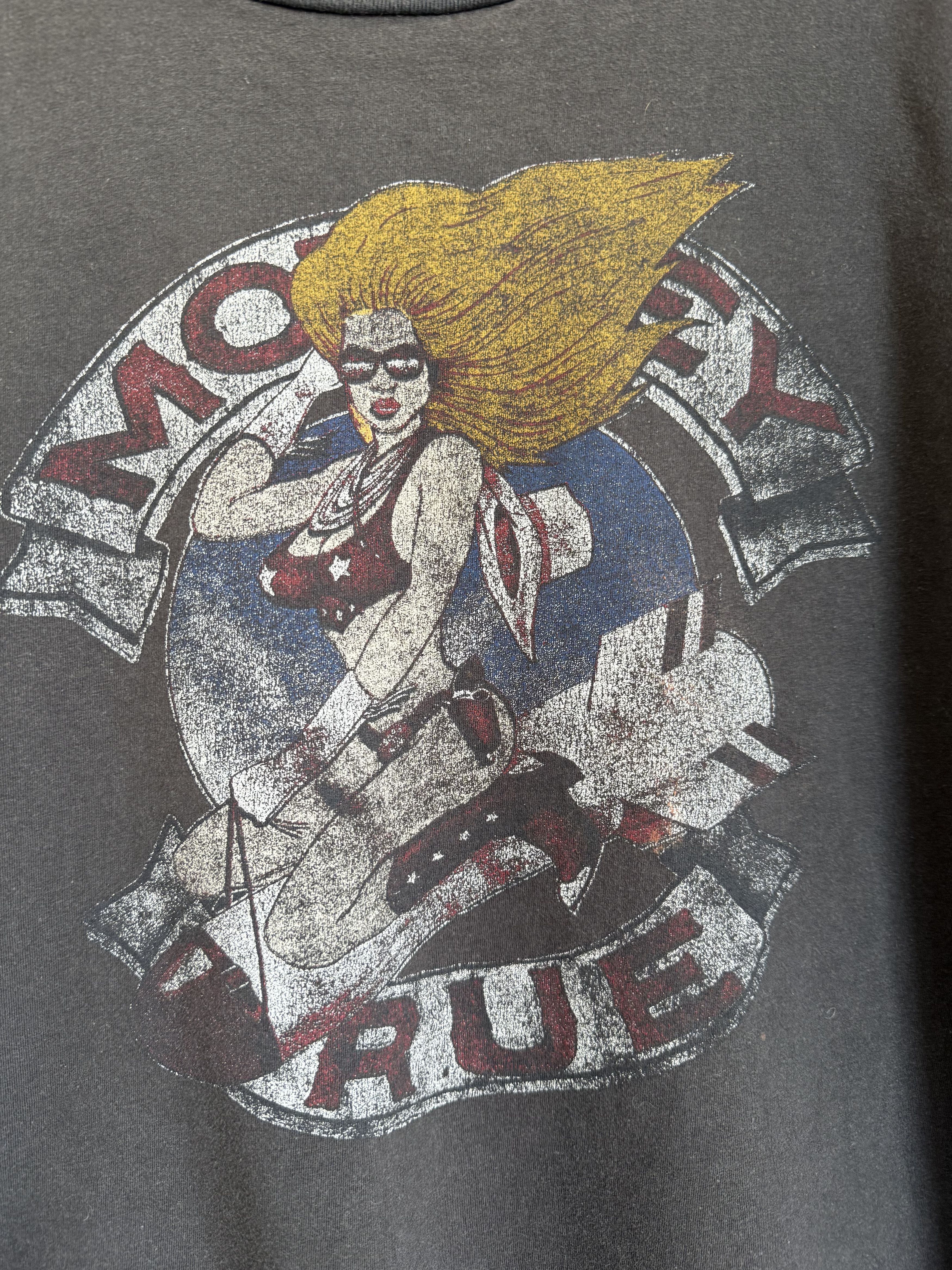 Band Tees Vintage 90s Motley Crue girls girls girls t-shirt Size US M / EU 48-50 / 2 - 3 Thumbnail