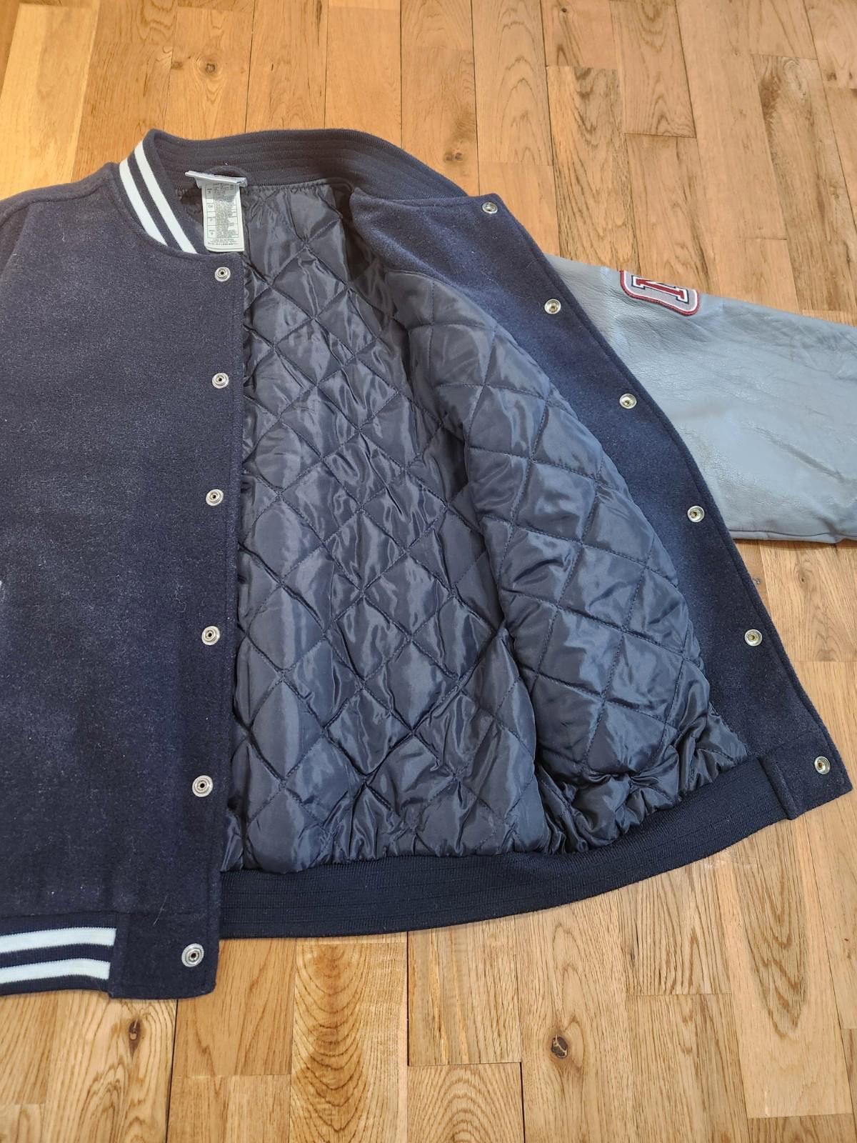 Designer RARE VTG Disneyland Varsity Leather & Wool Jacket Navy S Size US S / EU 44-46 / 1 - 7 Thumbnail