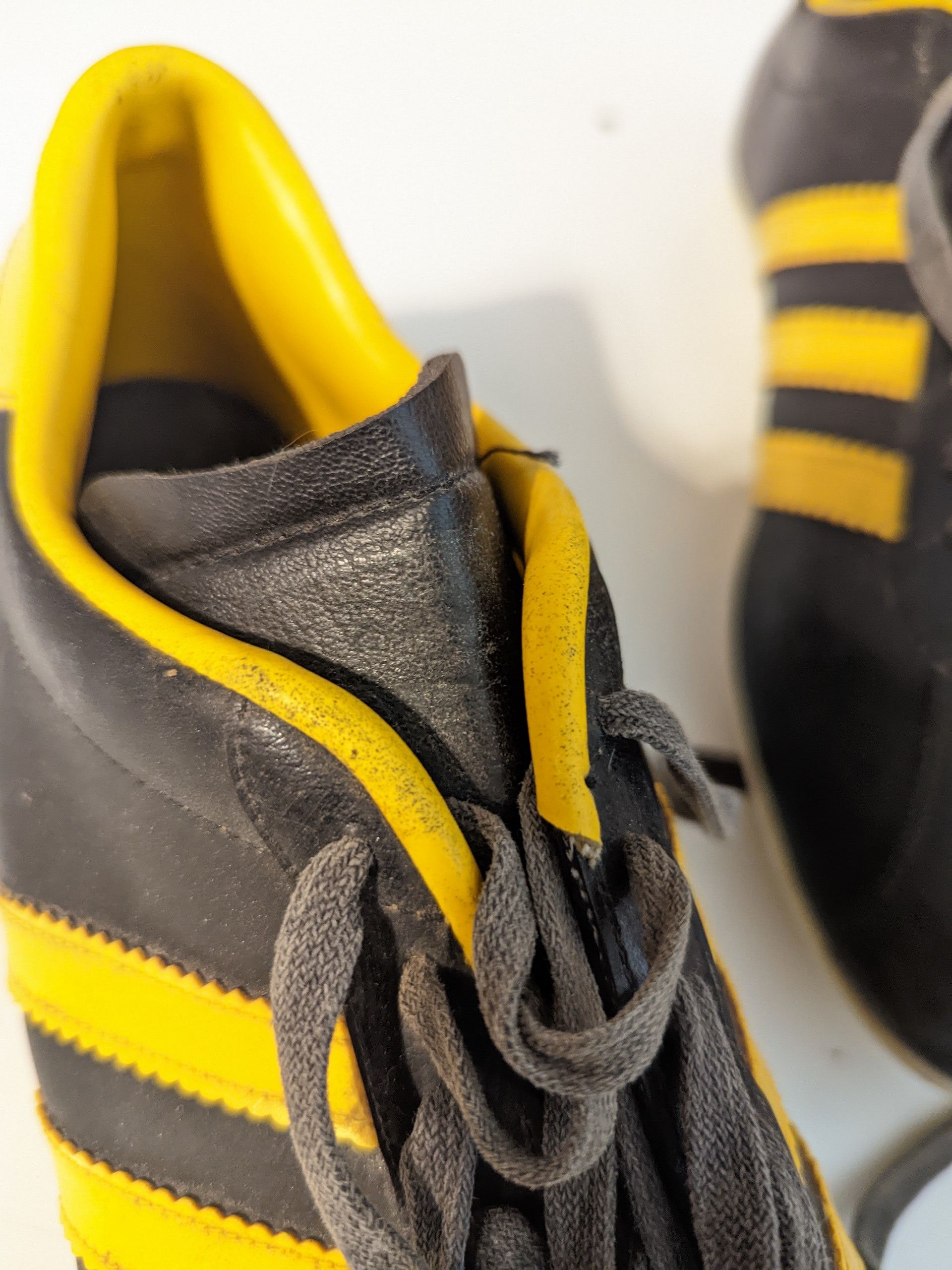 Adidas : Adidas Vintage Football Boots Black Yellow Made in France Size US 6.5 / EU 39-40 - 4 Thumbnail