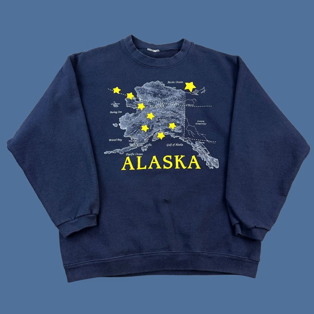 Vintage Vintage Alaska Sweatshirt Mens Large Heavyweight Map Graphic Pullover USA 90s Size US L / EU 52-54 / 3 - 1 Thumbnail
