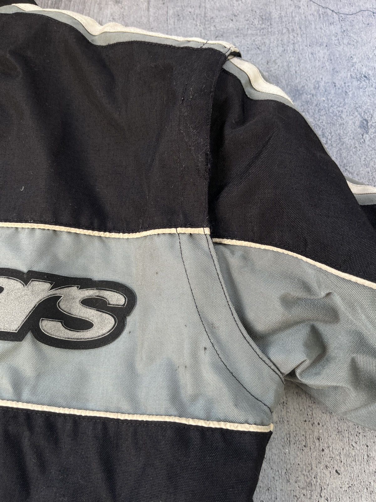 Vintage Vintage distressed Alpinestars biker leather jacket Size US L / EU 52-54 / 3 - 11 Thumbnail