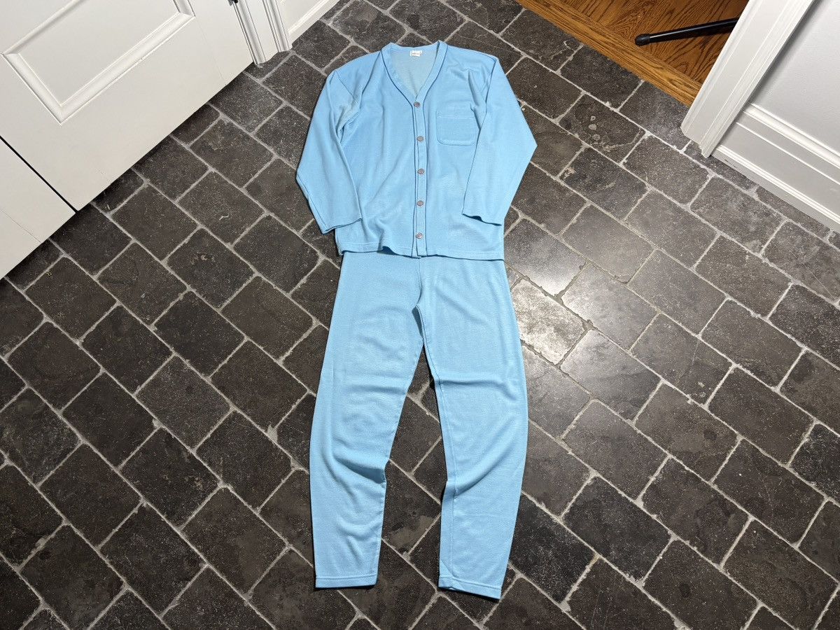 Vintage Vintage Pyajamas Set Emmessey Italy Cardigan Pant Lounge 2pc Size US 28 / EU 44 - 14 Thumbnail