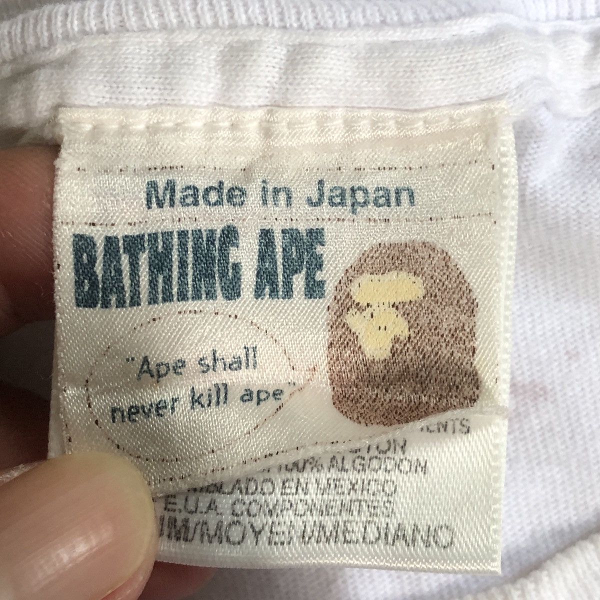 Bape × Vintage A Bathing ape Tee Size US M / EU 48-50 / 2 - 4 Thumbnail