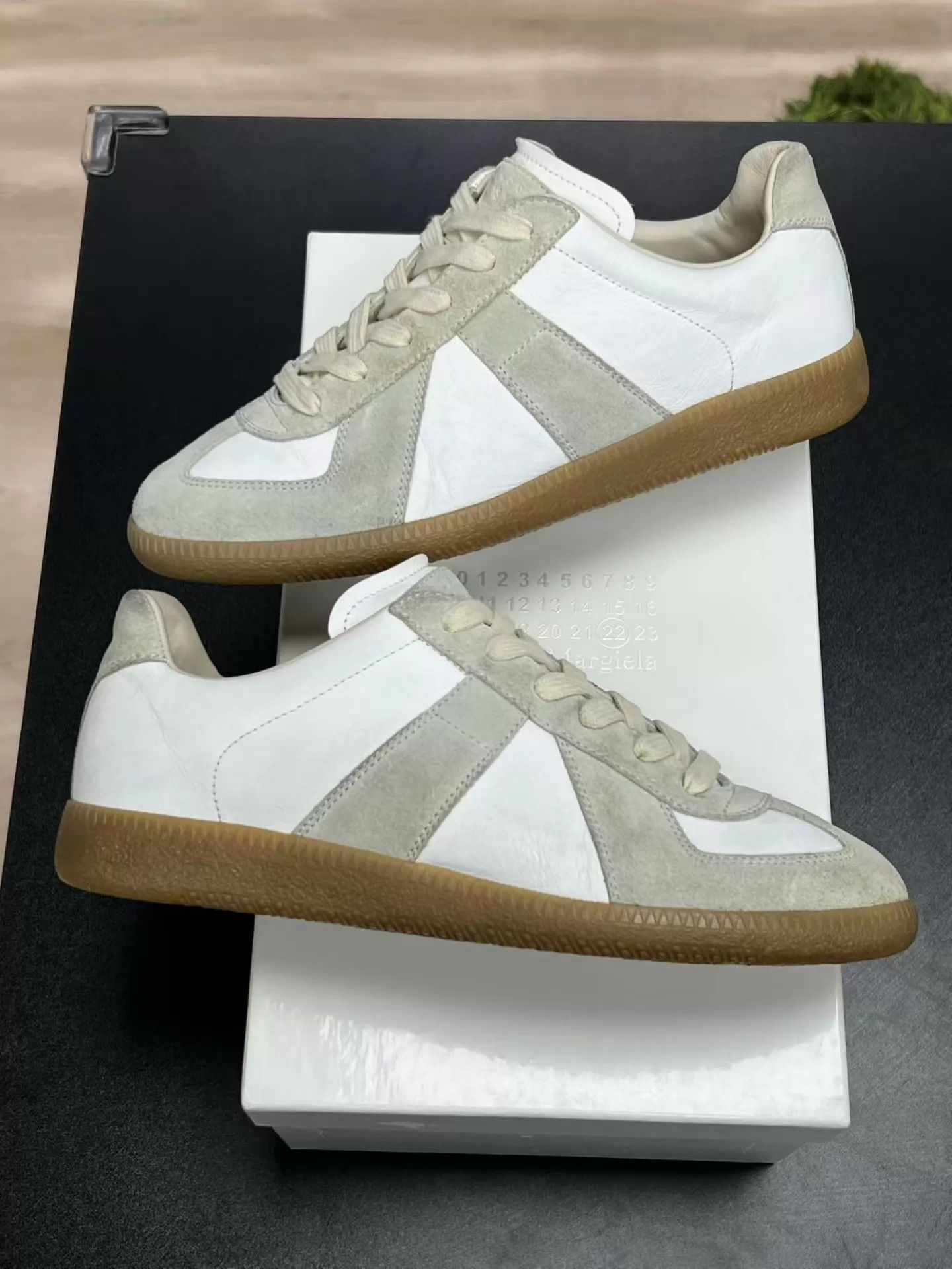 Maison Margiela Maison Margiela Future off-white gray 37.5 Size US 7 / IT 37 - 5 Thumbnail