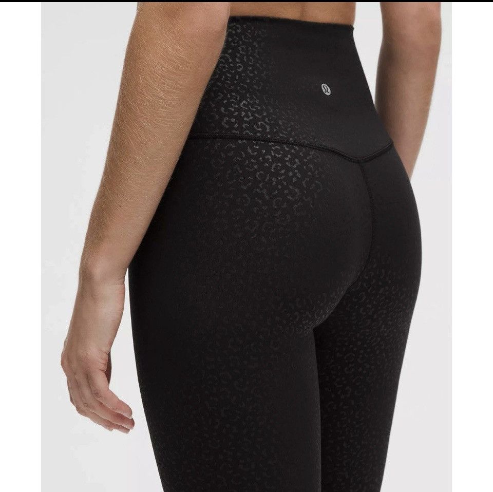 Lululemon lululemon Align High-Rise Pant 28"Leopard Daisy Emboss 4 Size 27" / US 4 / IT 40 - 6 Thumbnail