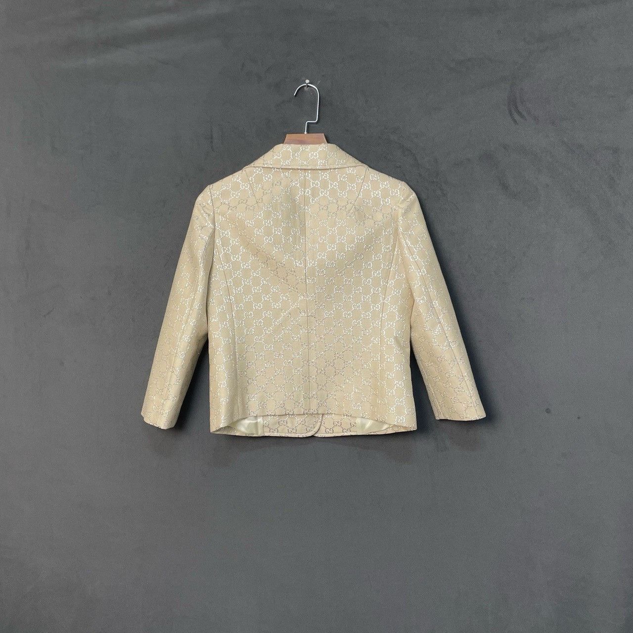 Gucci Gucci Size 36 Gold and silver silk full-printed suit jacket Size US XXS / EU 40 - 2 Thumbnail