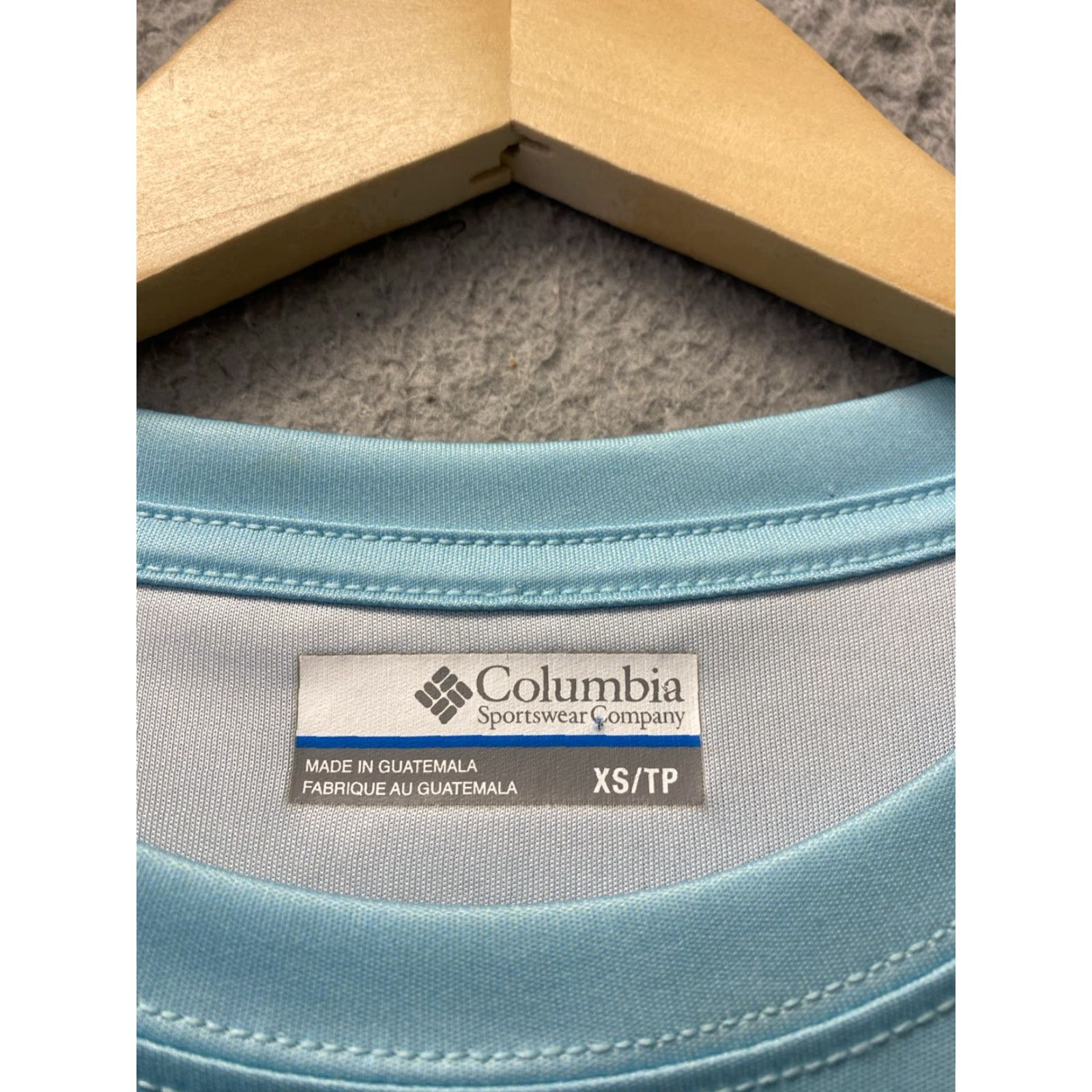 Spell Columbia Logo Spell Out Turquoise Running Sports Shirt Men's L/S Tee XS 141-25 Jewelry? Size US XS / EU 42 / 0 - 3 Thumbnail