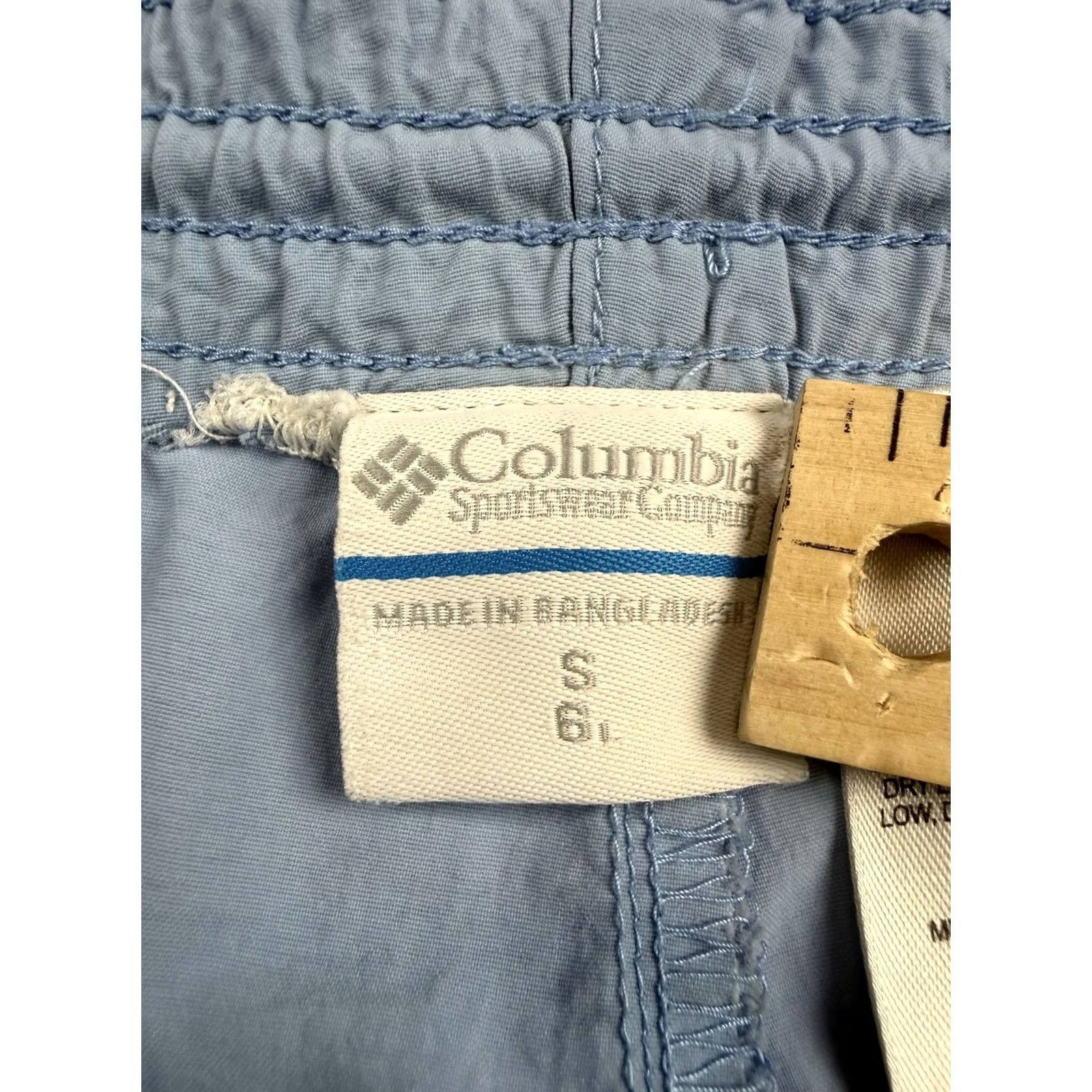 Vintage Columbia Mens S Shorts Blue Nylon Elastic Waist 5 Inseam Lightweight Casual Cargo Microfiber Quick Dry PFG Size US 29 - 3 Thumbnail