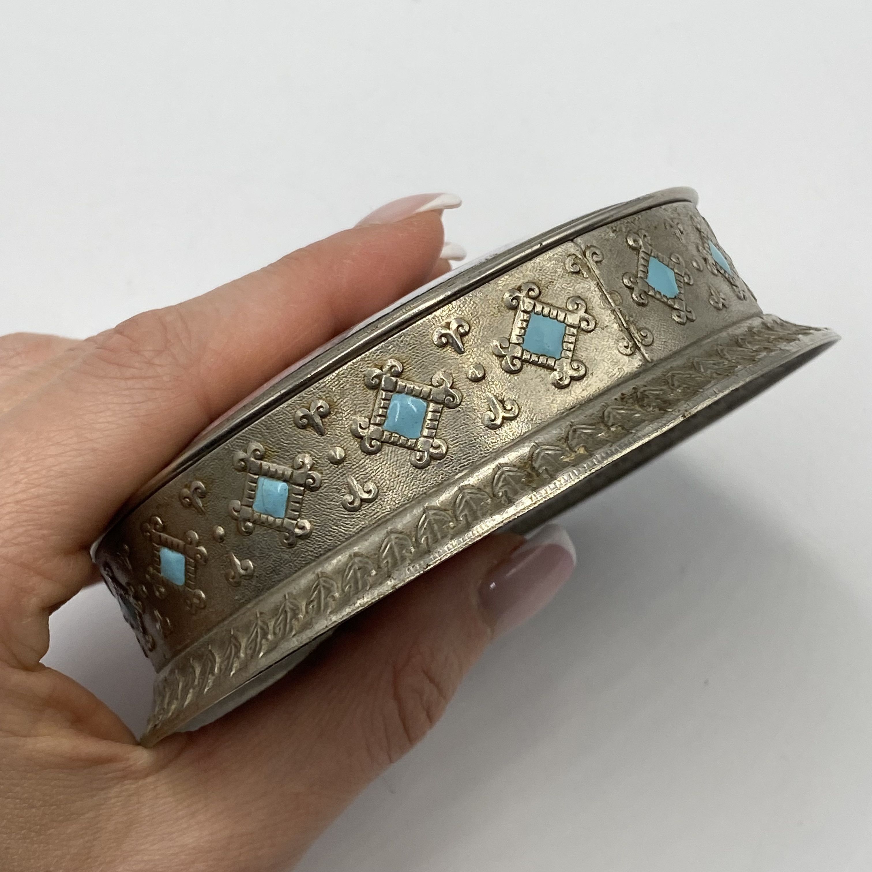 Vintage Large Vintage Soviet Powder Box Compact Enamel Bronze Size ONE SIZE - 6 Thumbnail