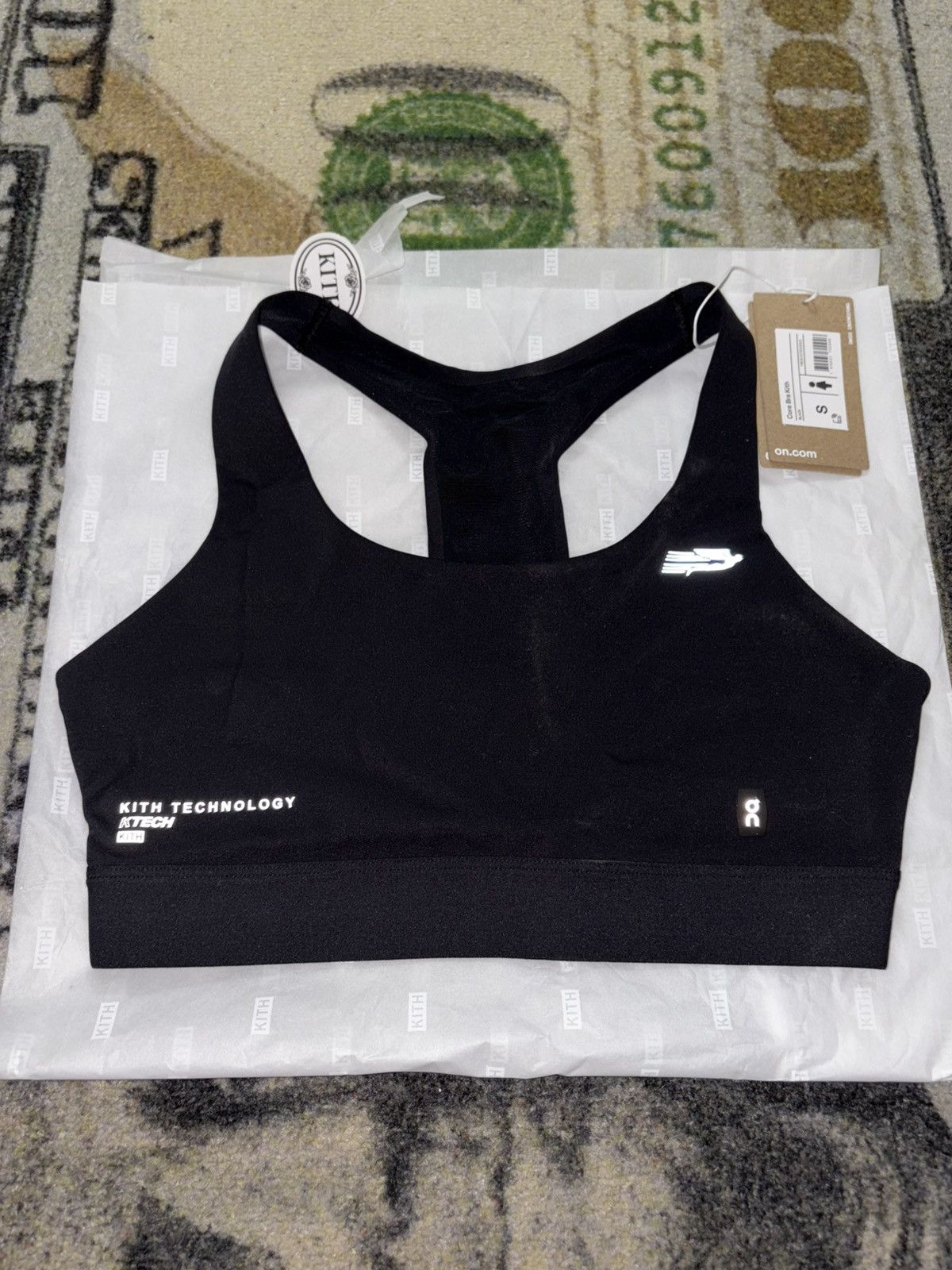 Kith × On Kith x On Core Sports Bra Size S / US 4 / IT 40 - 1 Thumbnail