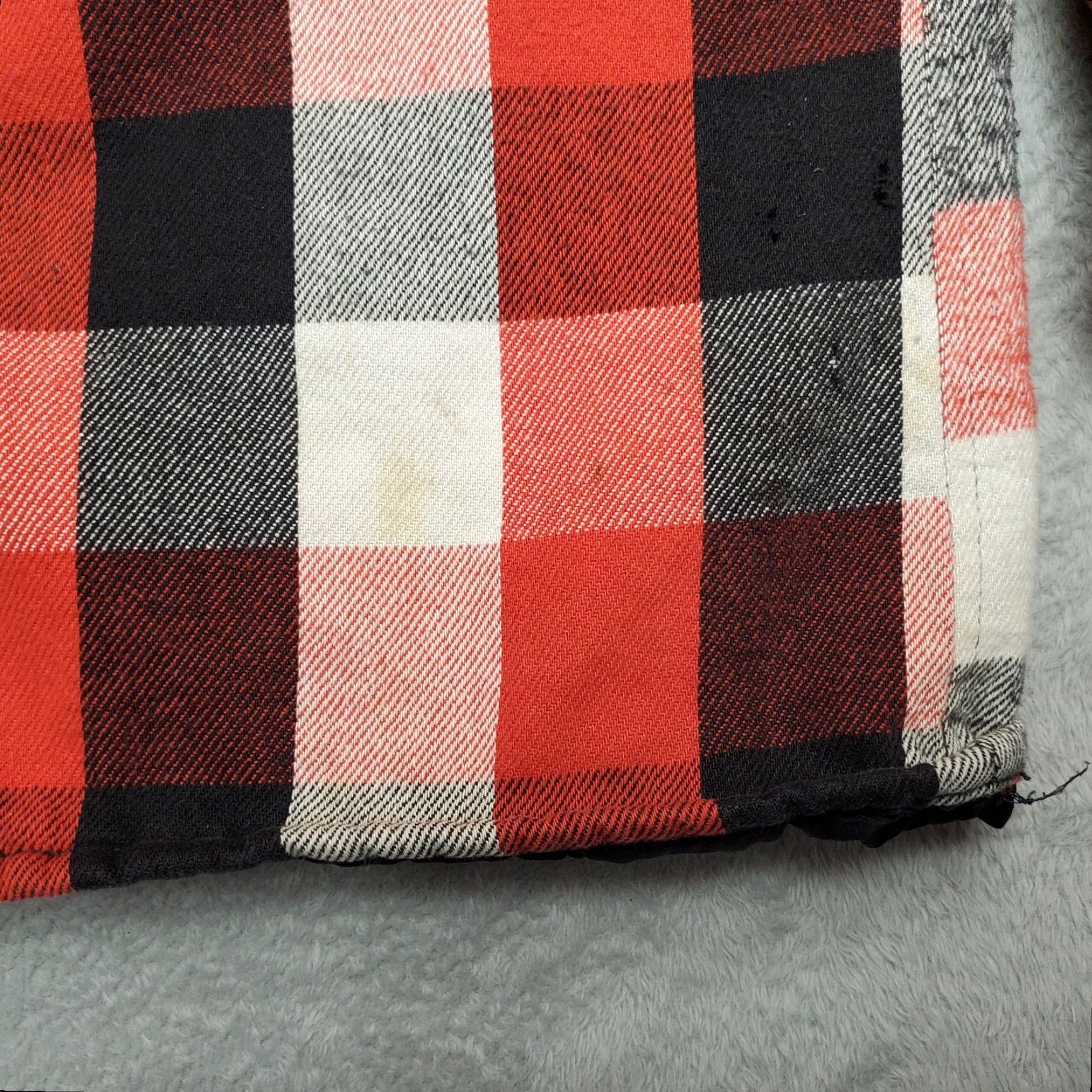 Vintage VINTAGE Five Brothers Shirt Jacket Mens XL Red Plaid Outdoor Lined Pearlsnap Buttons Snap Pockets Casual Twill Cotton Long Sleeve Collar Mens XL Red Size US XL / EU 56 / 4 - 6 Thumbnail