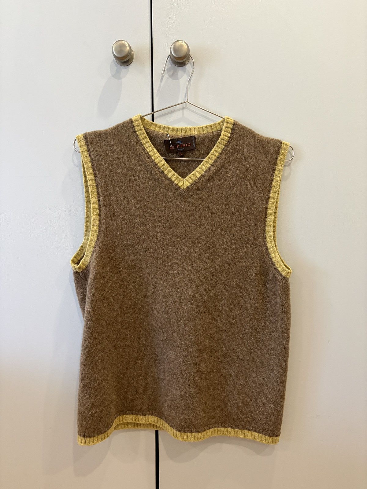 Etro Etro Milano Wool Knit V-Neck Sweater Vest Size US L / EU 52-54 / 3 - 1 Thumbnail