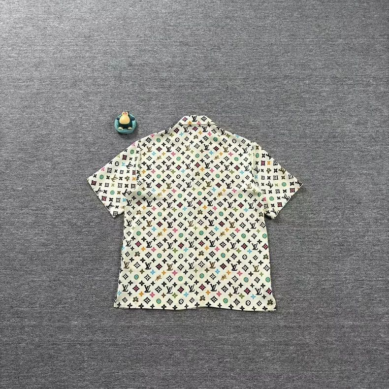 Louis Vuitton LV Tyler Printed Short Sleeve Shirt in Beige -2505 Size US XS / EU 42 / 0 - 2 Thumbnail