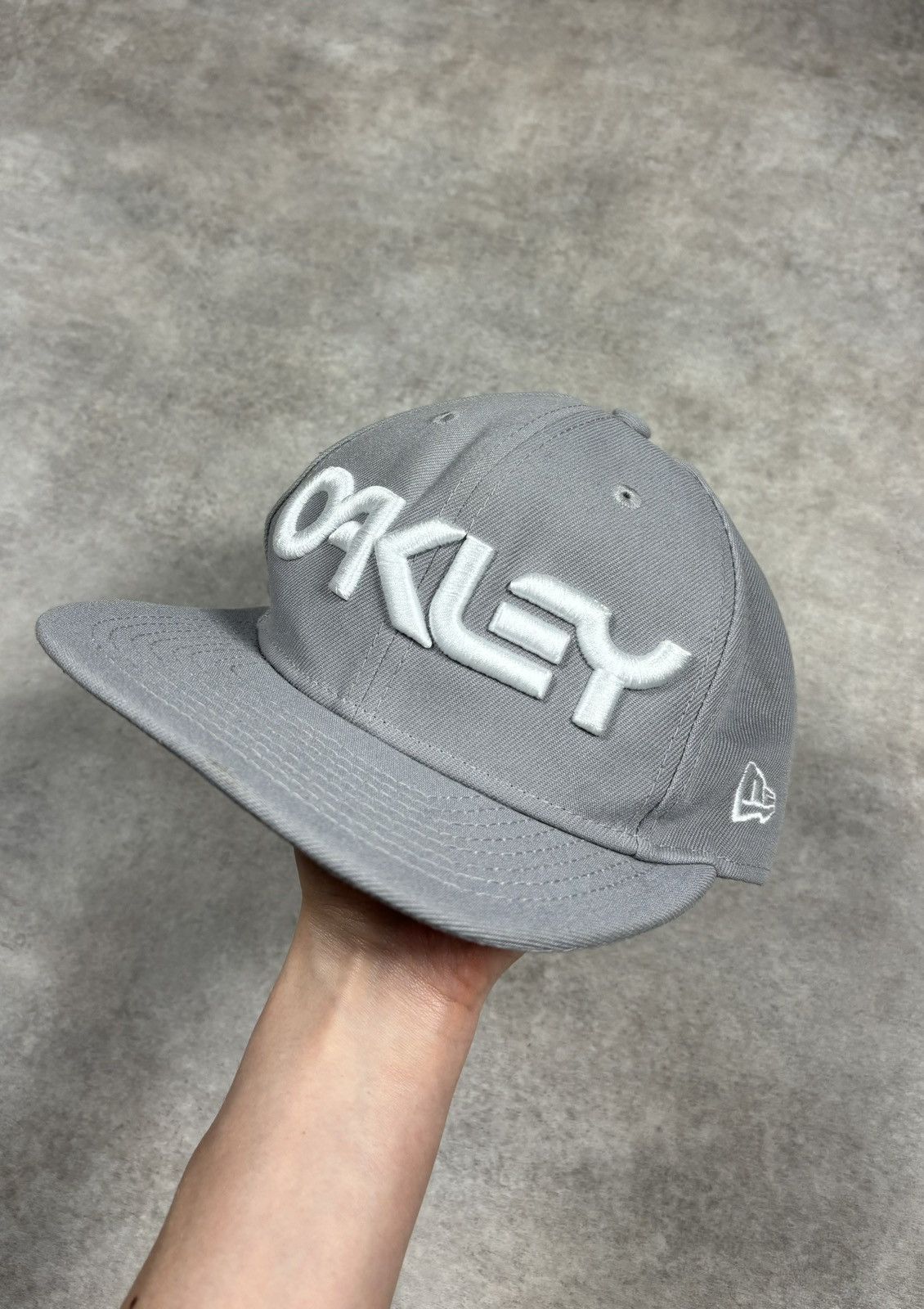 New Era × Oakley × Streetwear Men's grey basic fullcap skate New Era × Oakley × Streetwear Men's grey basic fullcap skate