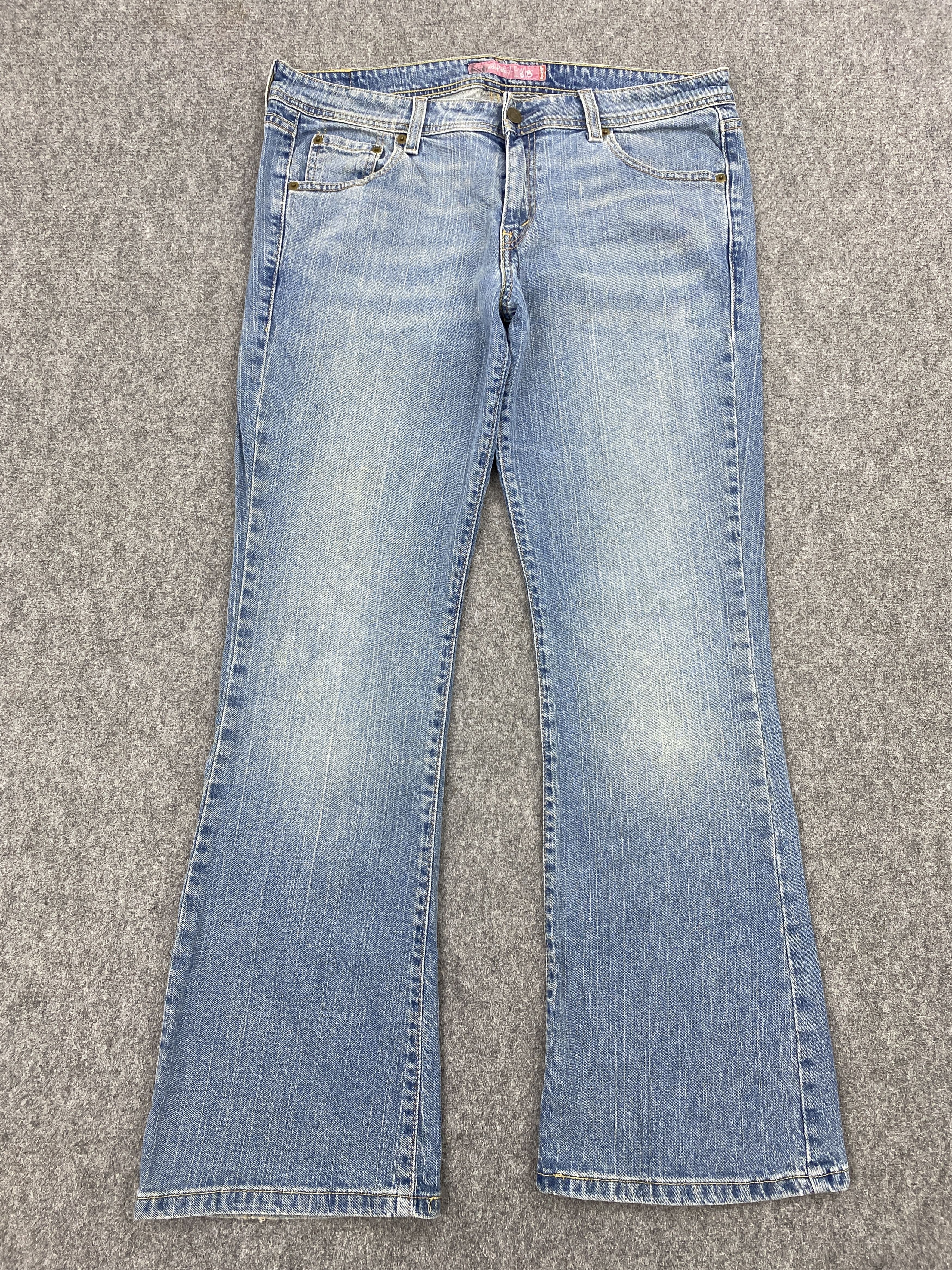 Vintage Levi's 518 Superlow Bootcut Jeans