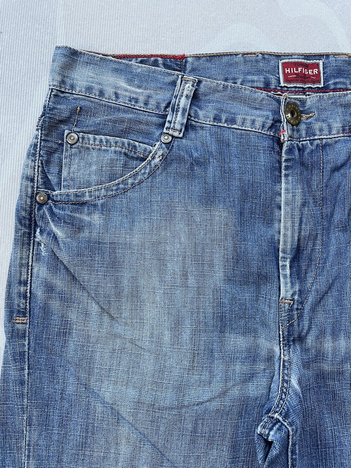 Tommy Hilfiger Tommy Hilfiger Relaxed Jeans (LG124) Size US 35 - 5 Thumbnail