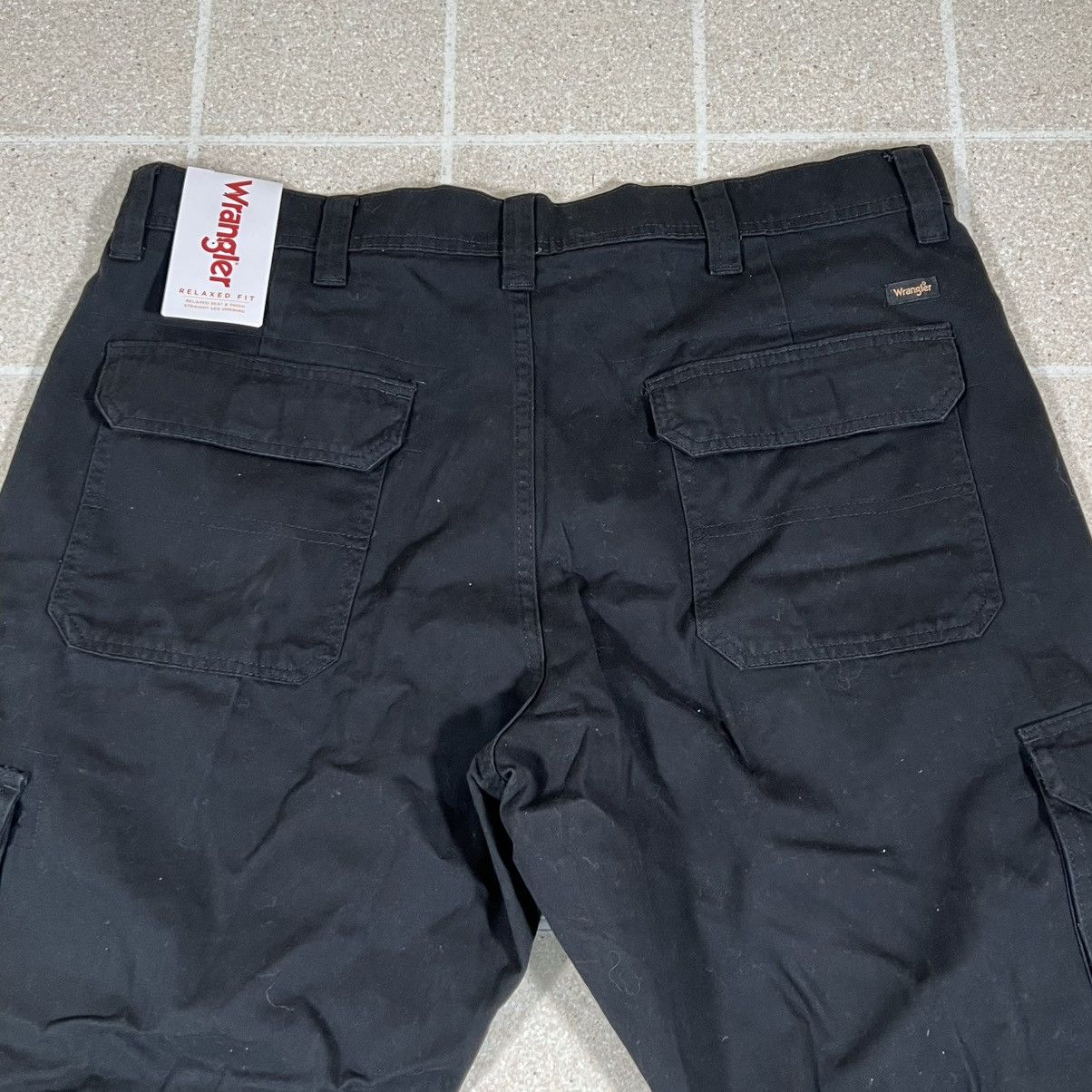 Wrangler Men's Wrangler Workwear Cargo Pants Size 38x30 black new Size US 38 / EU 54 - 5 Thumbnail
