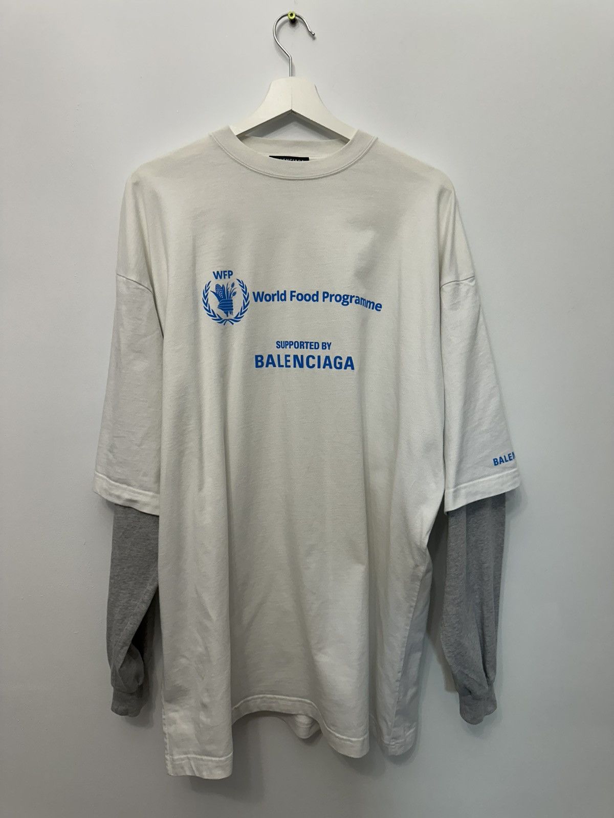 Balenciaga Balenciaga WFP long-sleeve Size US L / EU 52-54 / 3 - 1 Thumbnail