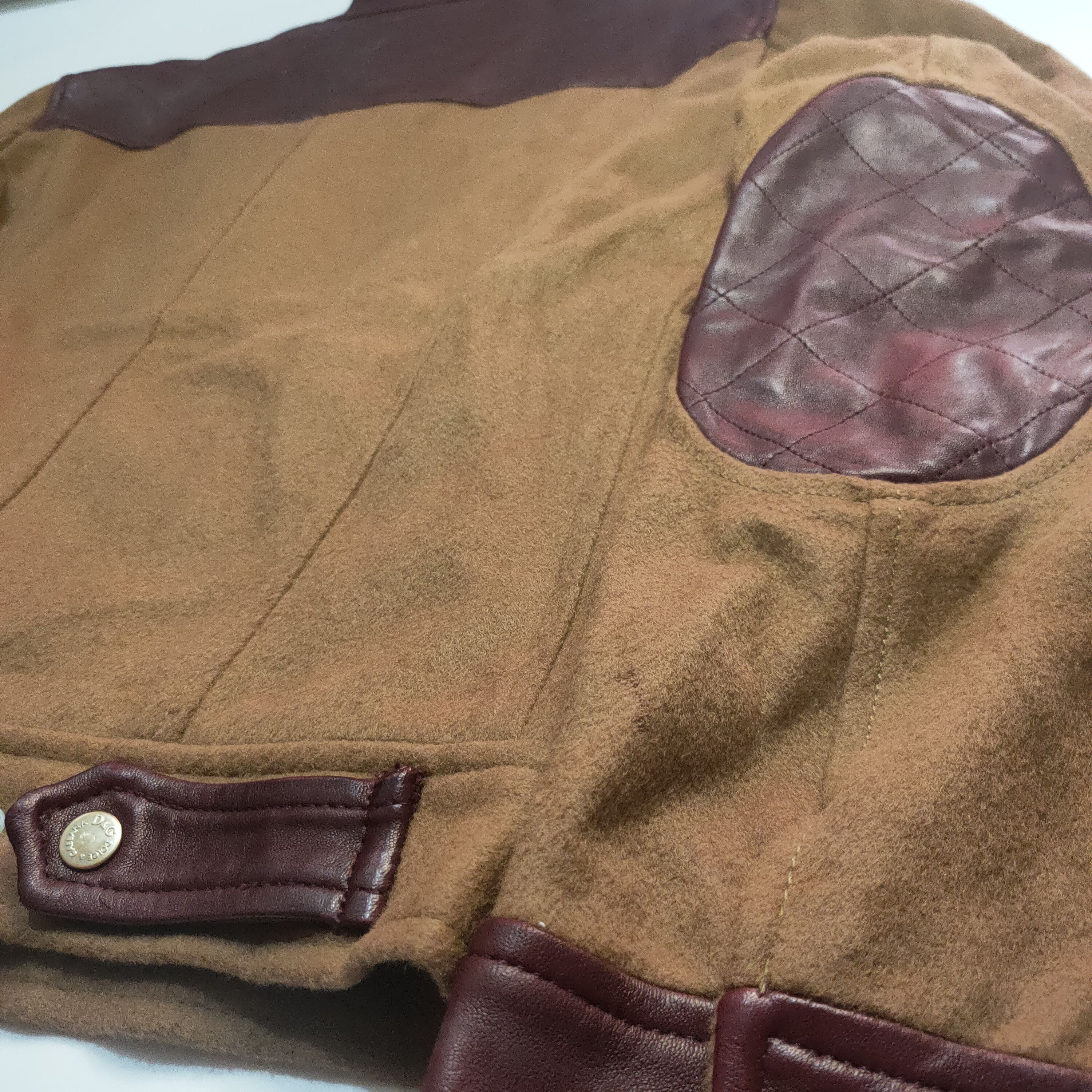 Dolce & Gabbana Dolce & Gabbana jacket combines canvas and leather accents. Size US S / EU 44-46 / 1 - 25 Thumbnail