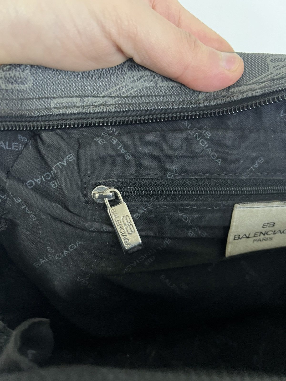 Balenciaga Vintage balenciaga bag black leather monogram Size ONE SIZE - 7 Thumbnail