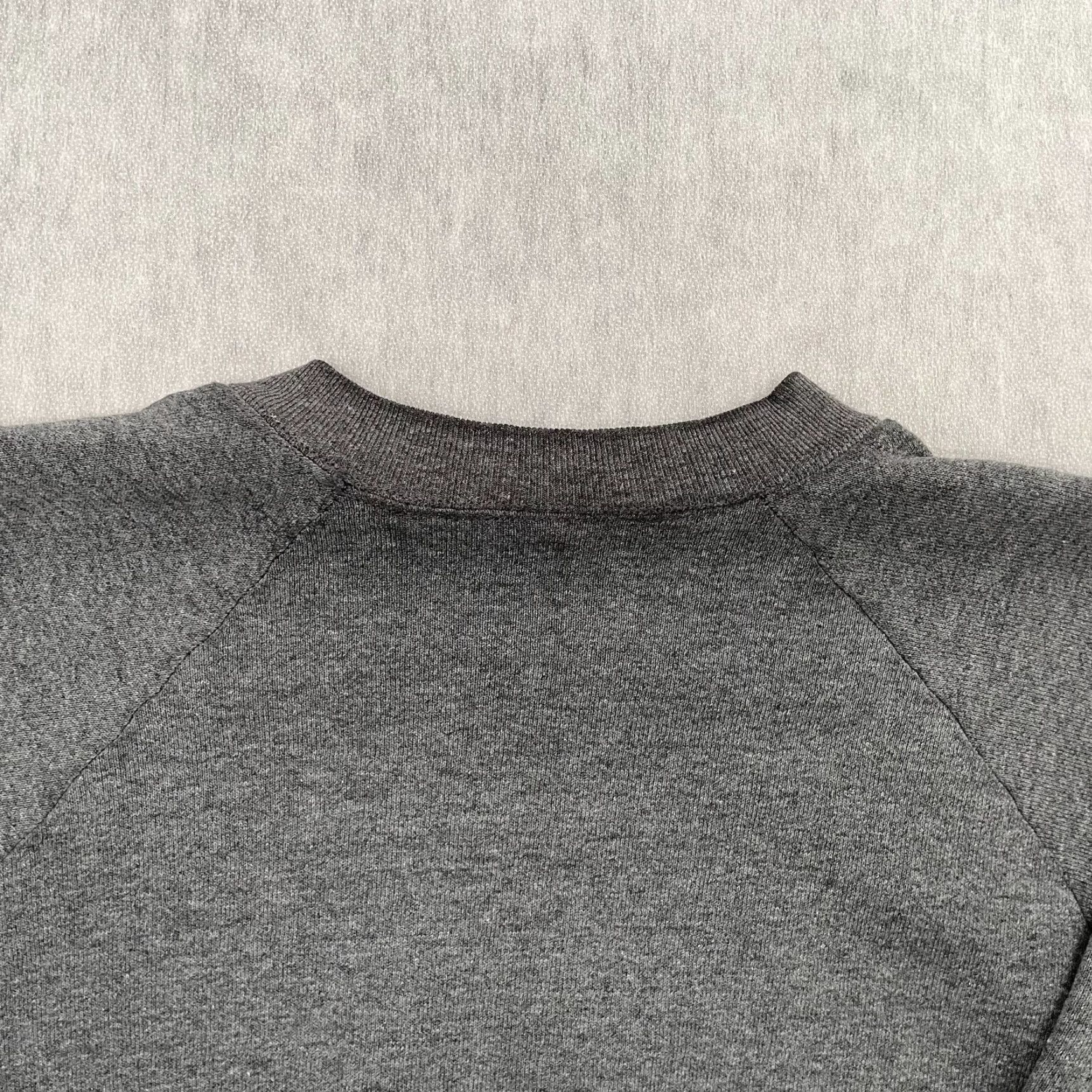 Fruit Of The Loom VINTAGE Nike Sweatshirt Pullover Crewneck Adult Large Gray Graphic Print 90s Sports Fleece Unisex Size US L / EU 52-54 / 3 - 6 Thumbnail