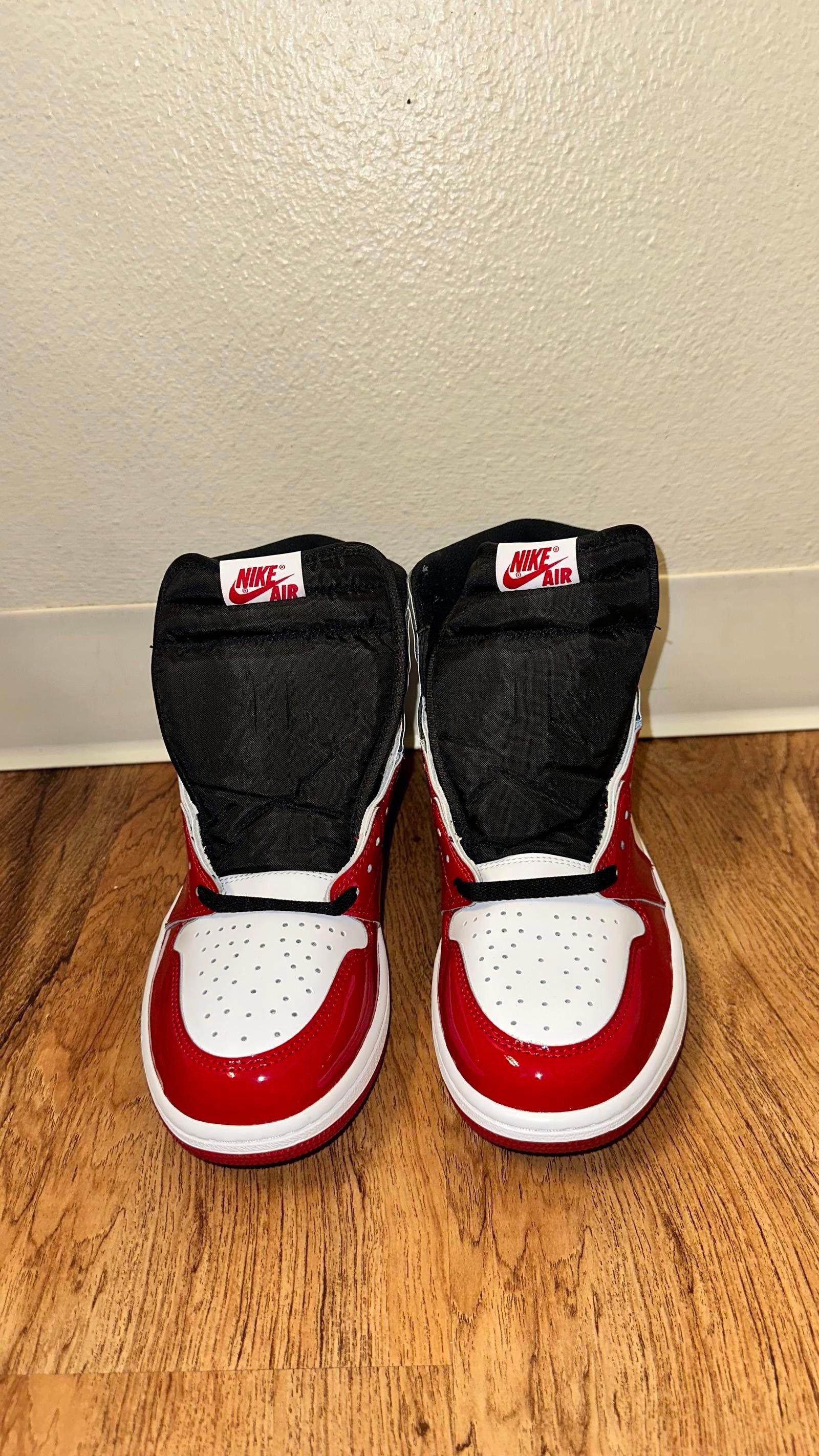 Jordan Brand Jordan 1 Retro High Fearless UNC Chicago Size US 10.5 / EU 43-44 - 4 Thumbnail