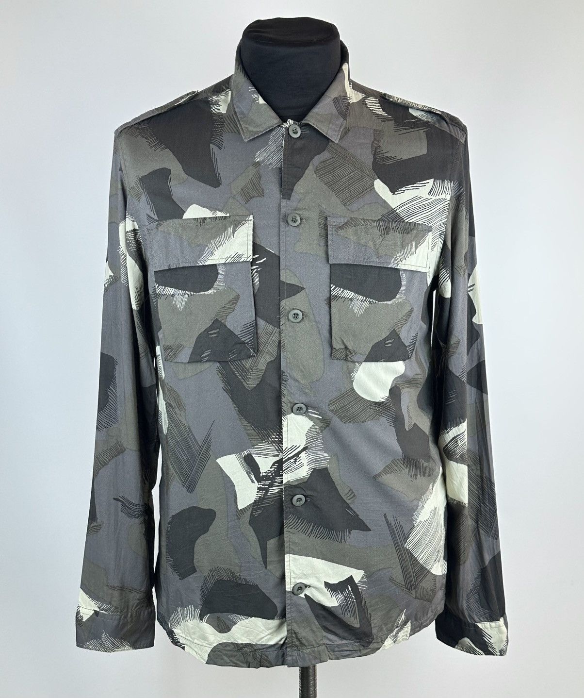 Allsaints AllSaints Fatigues Long Sleeve Shirt Camo Camouflage Viscose Size US M / EU 48-50 / 2 - 1 Thumbnail