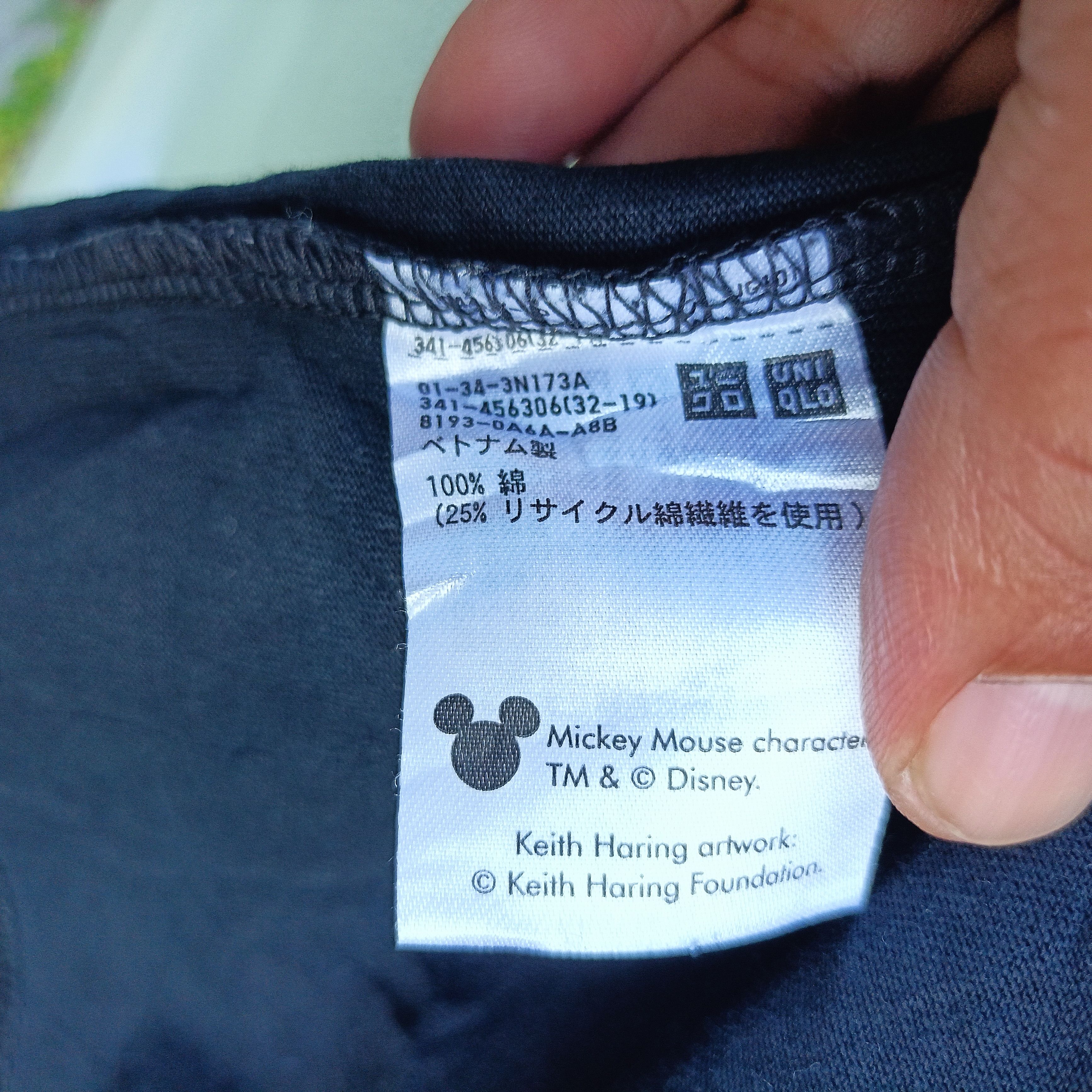 Keith Haring Mickey Mouse X keith haring Uniqlo Tee Size US L / EU 52-54 / 3 - 6 Thumbnail