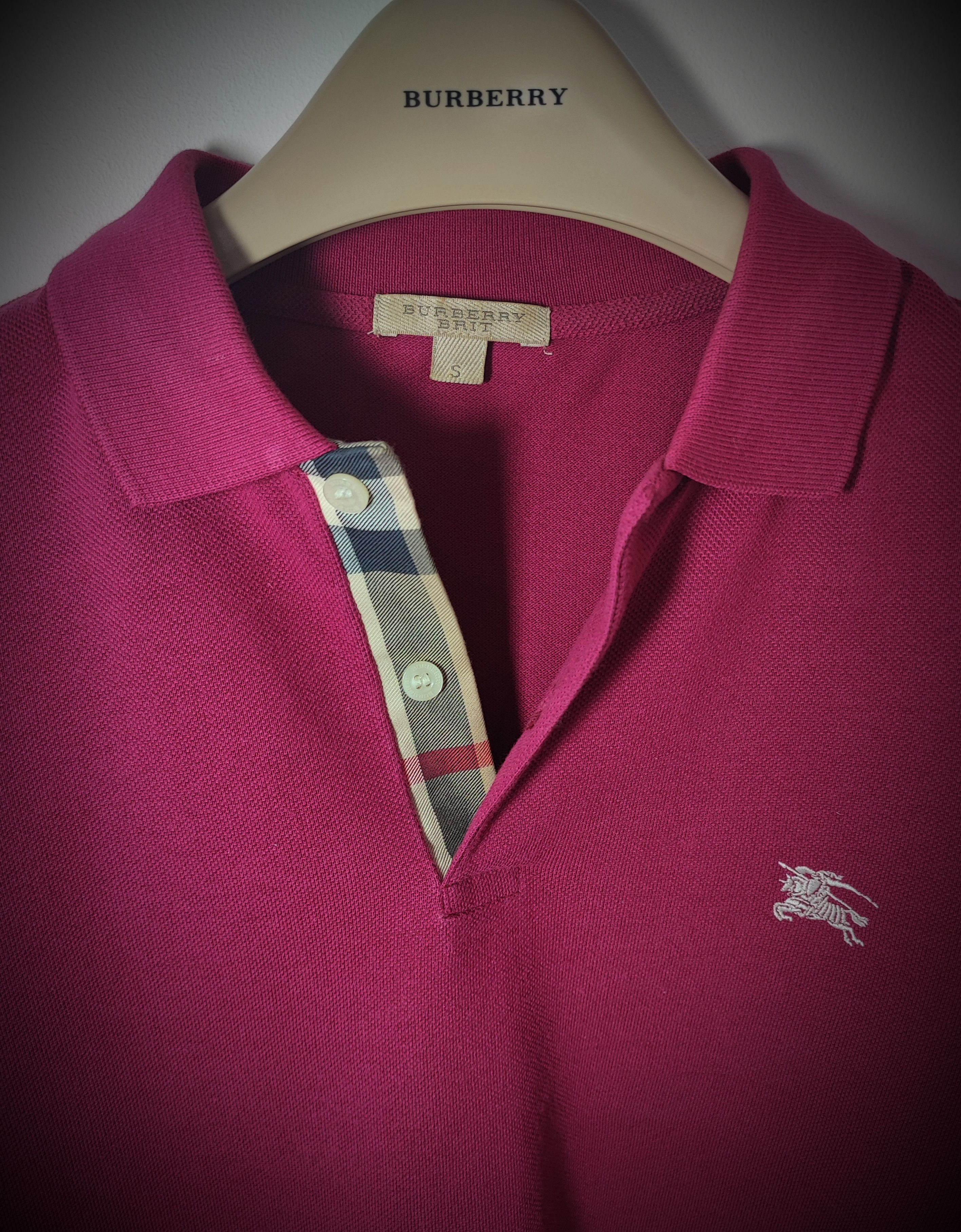 Burberry 🔥 Burberry Polo Size S Strawberry 🔥 Size US S / EU 44-46 / 1 - 1 Thumbnail