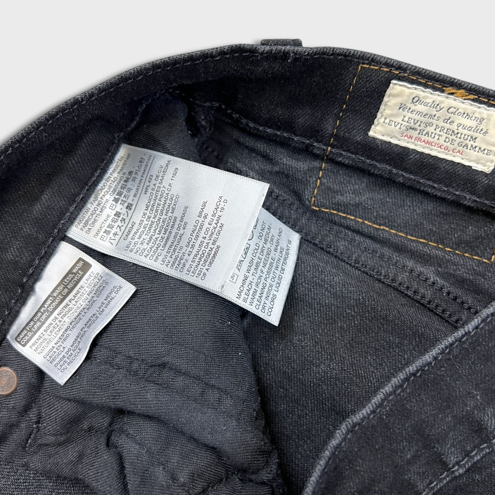 Levi's × Vintage Levi's 512 Jeans 34x30 Slim Taper Leg Mid Rise Stretch Denim Size US 34 / EU 50 - 9 Thumbnail