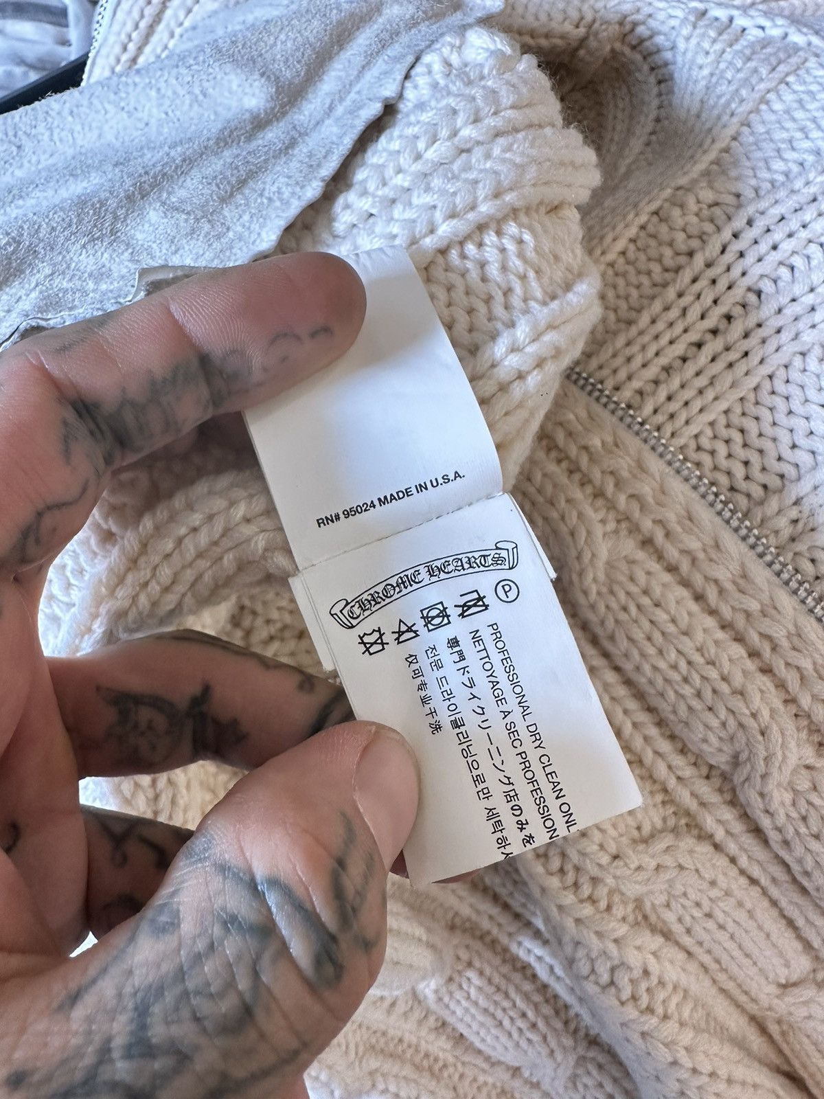 Chrome Hearts CHROME HEARTS 1:1 CROSS SPINE HOODIE WHITE CASHMERE VEST Size US M / EU 48-50 / 2 - 10 Thumbnail