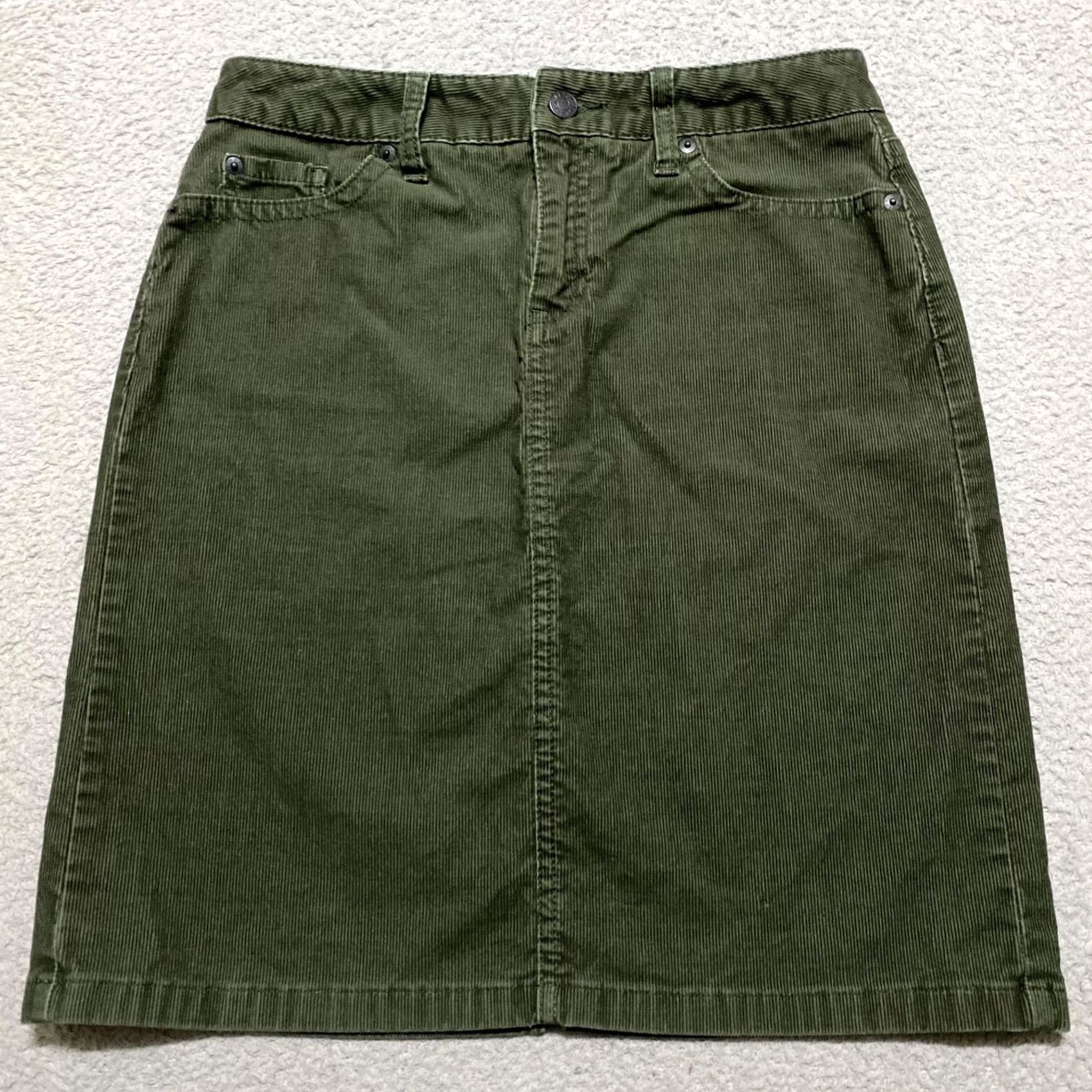 Vintage VINTAGE L.L. Bean Womens 4P Skirt Green Corduroy Straight Pencil Pockets Petites Size 27" / US 4 / IT 40 - 2 Thumbnail