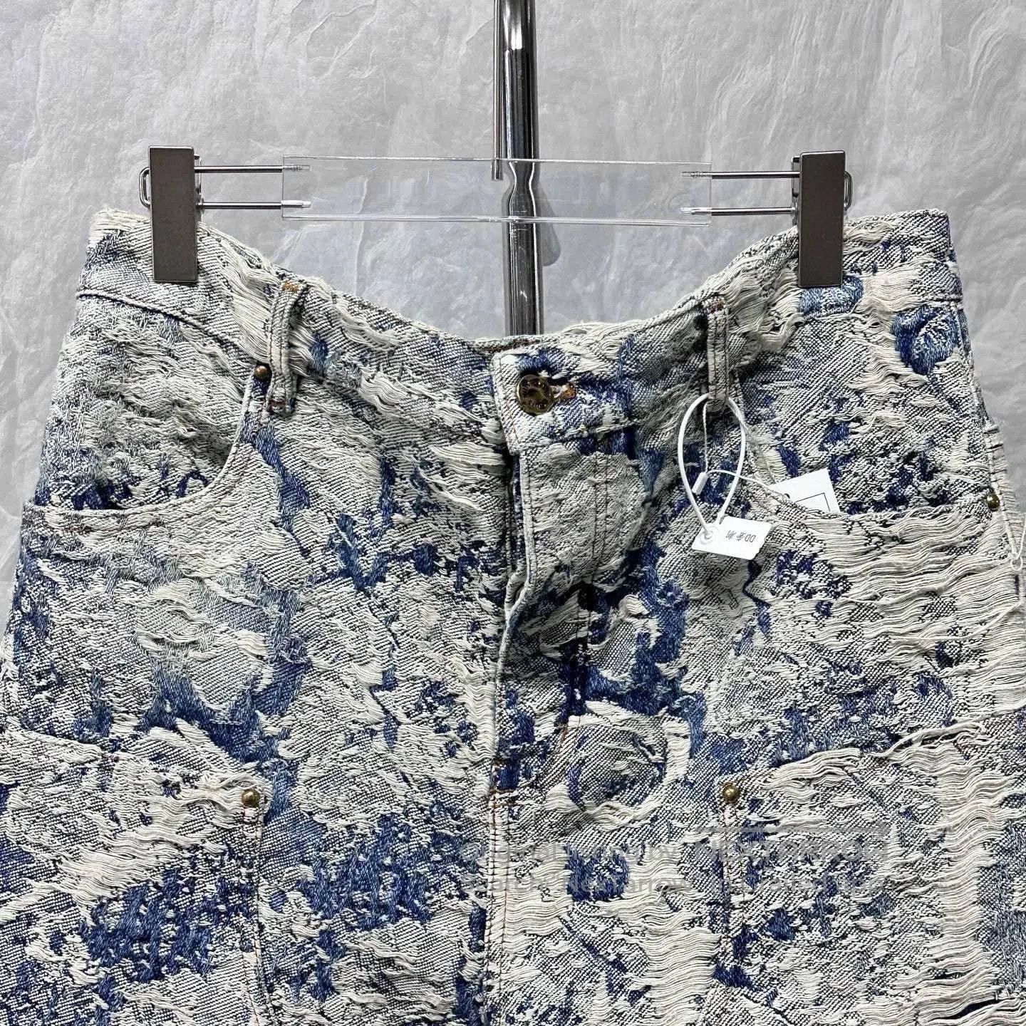 Louis Vuitton Louis Vuitton Floral Distressed Denim Shorts. Size 31" - 2 Thumbnail