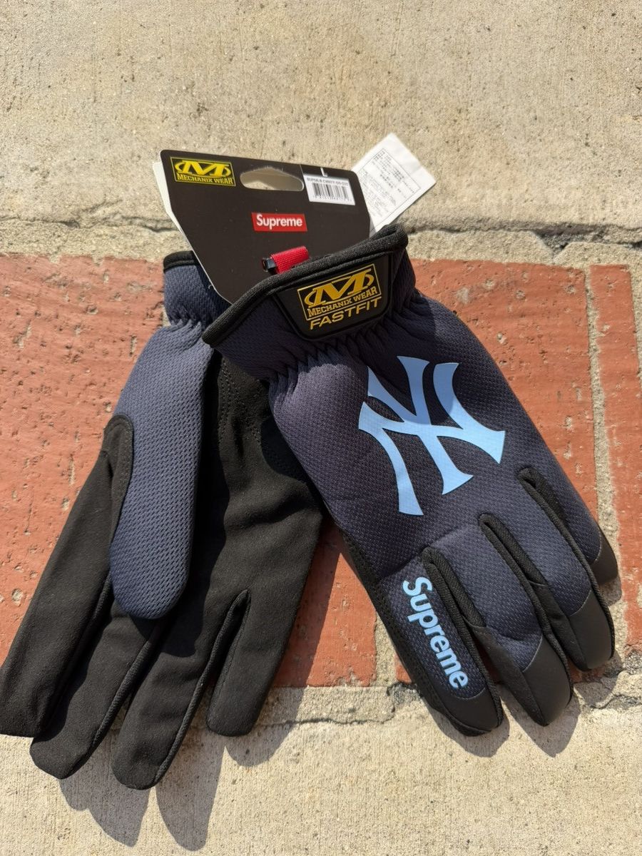 New York Yankees × Supreme Supreme Mechanix Mlb Yankee Gloves Size ONE SIZE - 7 Thumbnail