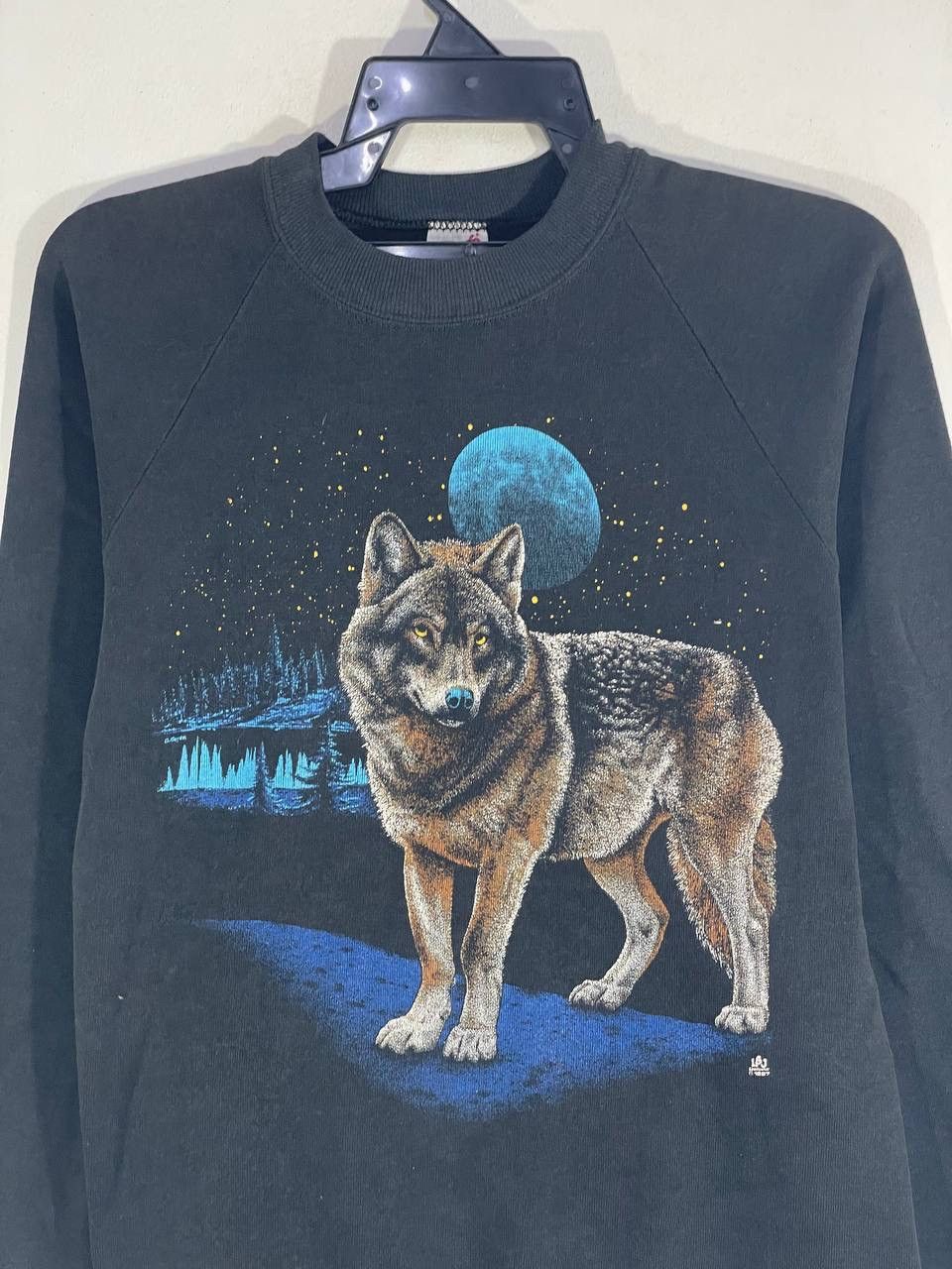 Other Vintage 90s vagabond wolf wild animal sweatshirt jumper M Size US M / EU 48-50 / 2 - 4 Thumbnail