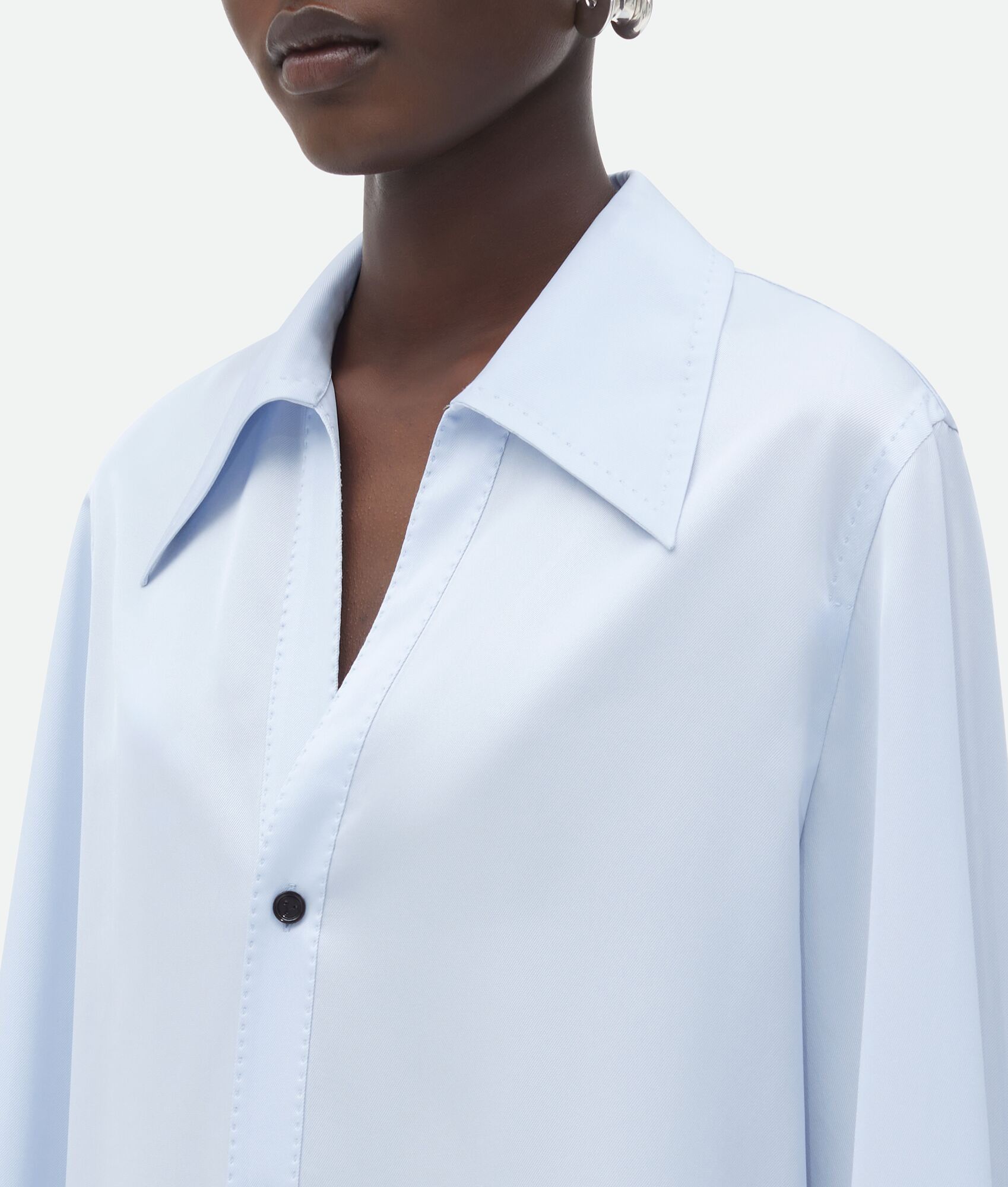 Bottega Veneta o1n1vont0425 Viscose Twill Shirt in Morning Mist Size XL / US 12-14 / IT 48-50 - 4 Thumbnail