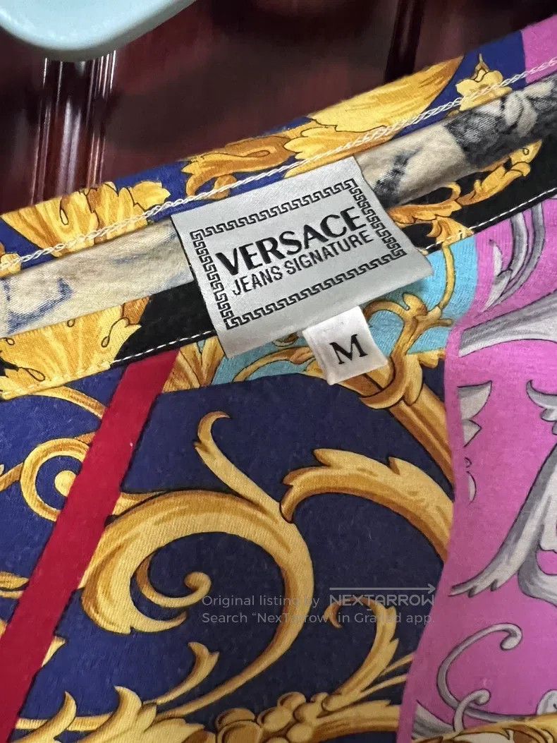 Versace Versace Classic décor slanted shoulder T Size M / US 6-8 / IT 42-44 - 2 Thumbnail