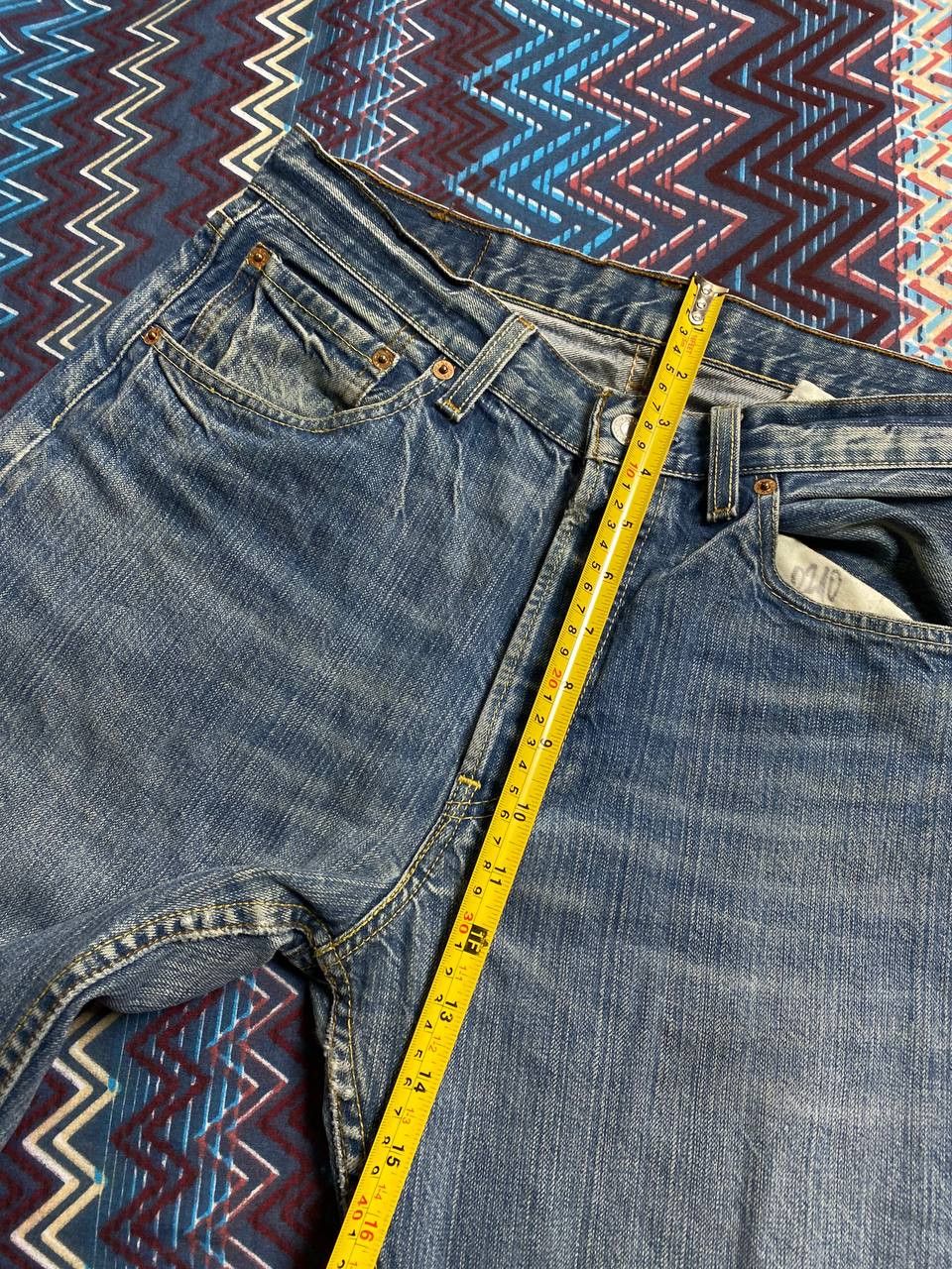 Levi's × Vintage VINTAGE Y2K LEVI'S 501 DARK WASH DENIM JEANS Size US 32 / EU 48 - 16 Thumbnail