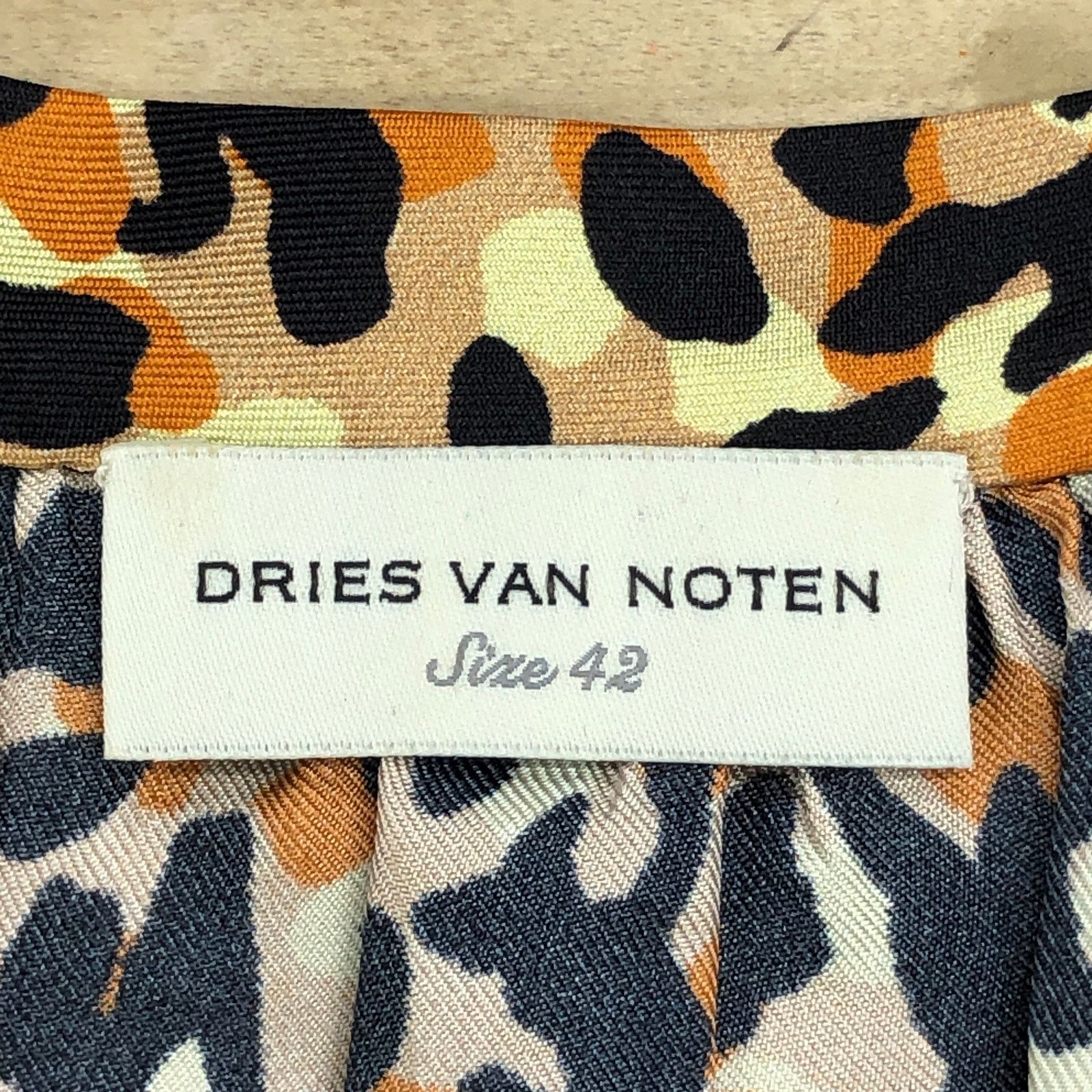 Dries Van Noten Dries Van Noten Size 42 US 10 Top Animal Print Elastic Waist Size L / US 10 / IT 46 - 12 Thumbnail