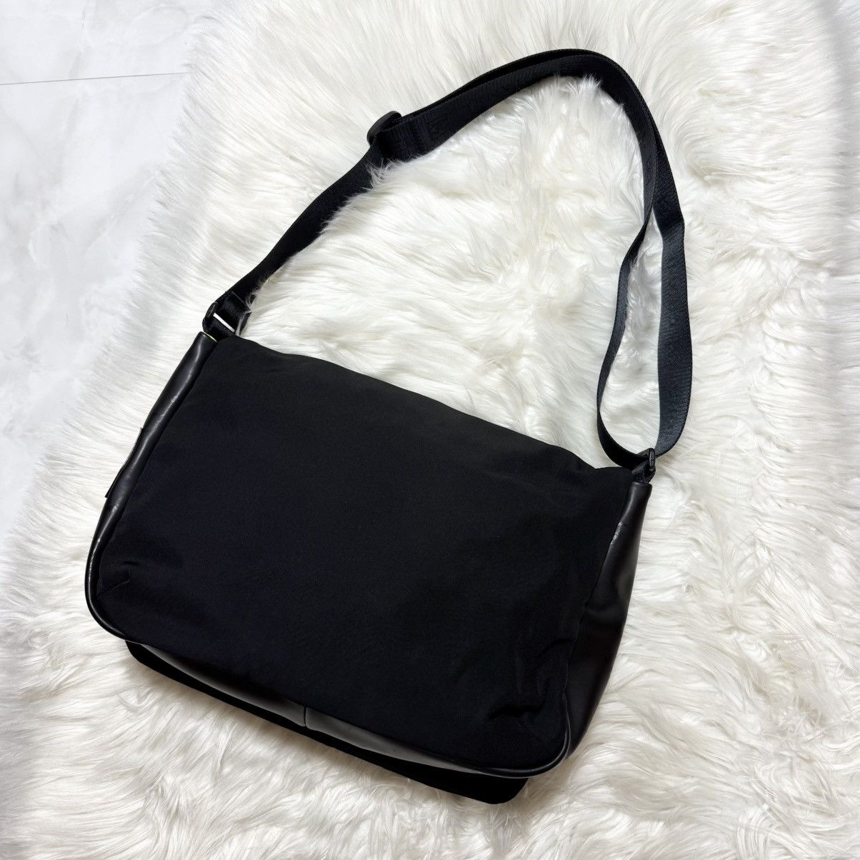 Chanel Catalog Chanel Sport Rubber COCO Mark Messenger Bag Size ONE SIZE - 9 Thumbnail