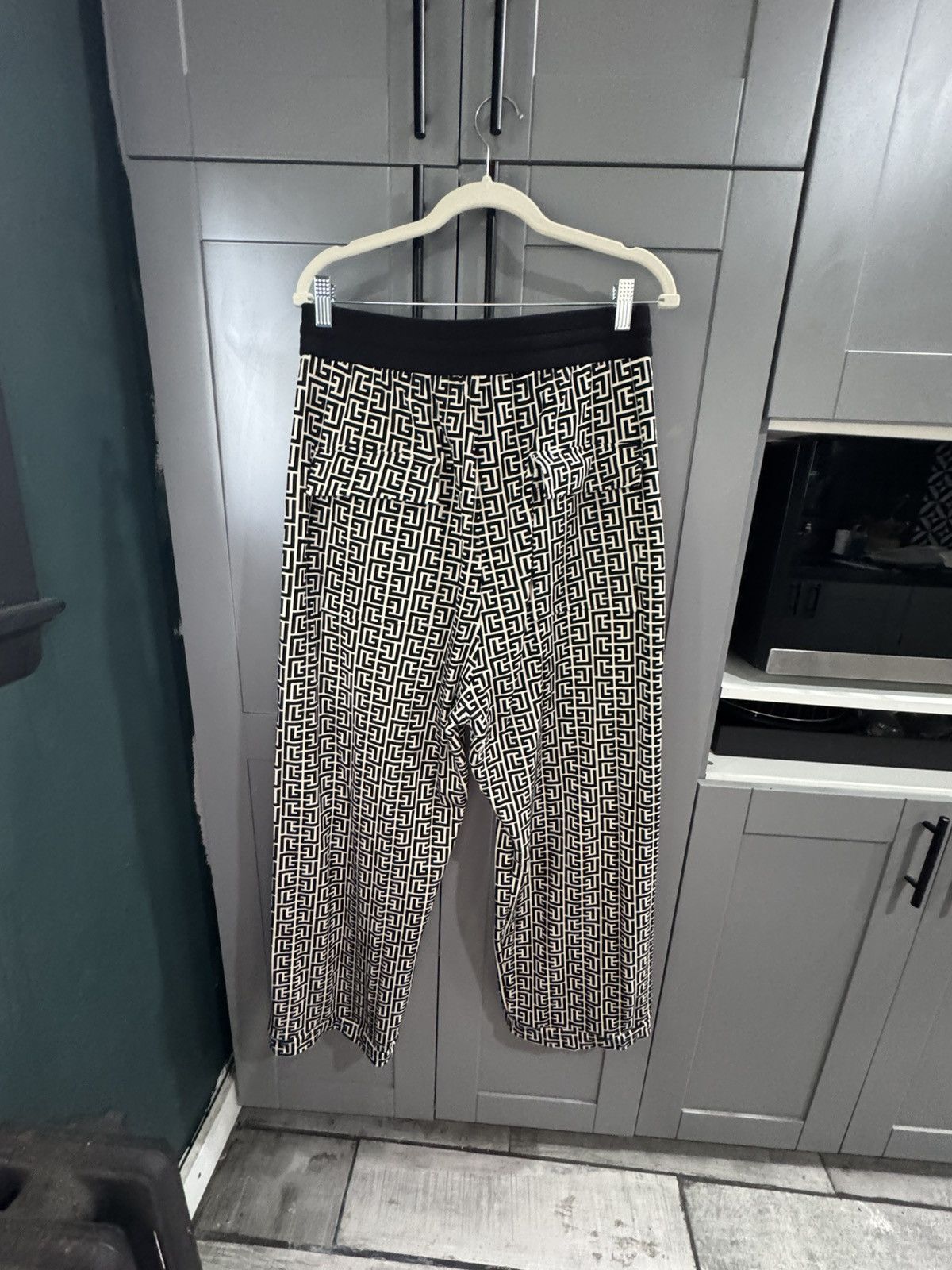 Balmain Balmain monogram jacquard jogger Size US 34 / EU 50 - 3 Thumbnail