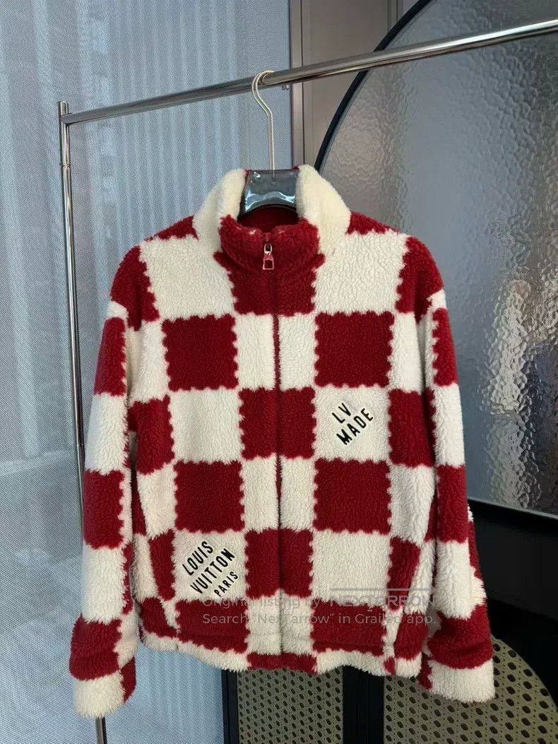 Louis Vuitton Louis Vuitton Nigo co-branded white and red checkerboard t Size US L / EU 52-54 / 3 - 1 Thumbnail