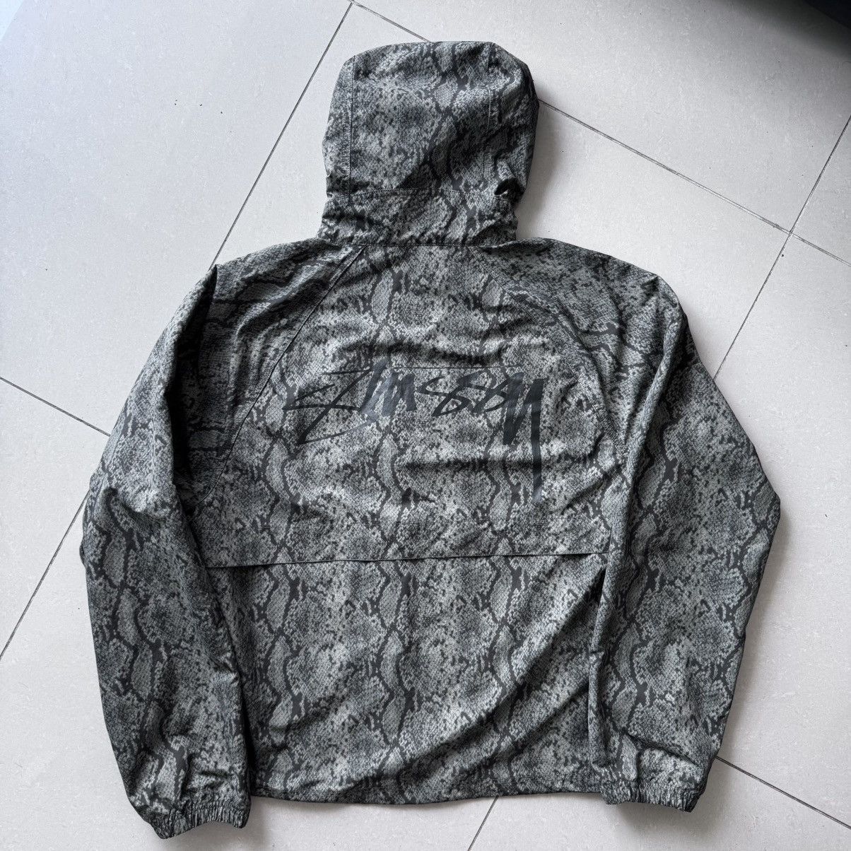 Stüssy Beach Shell Snake Print Jacket