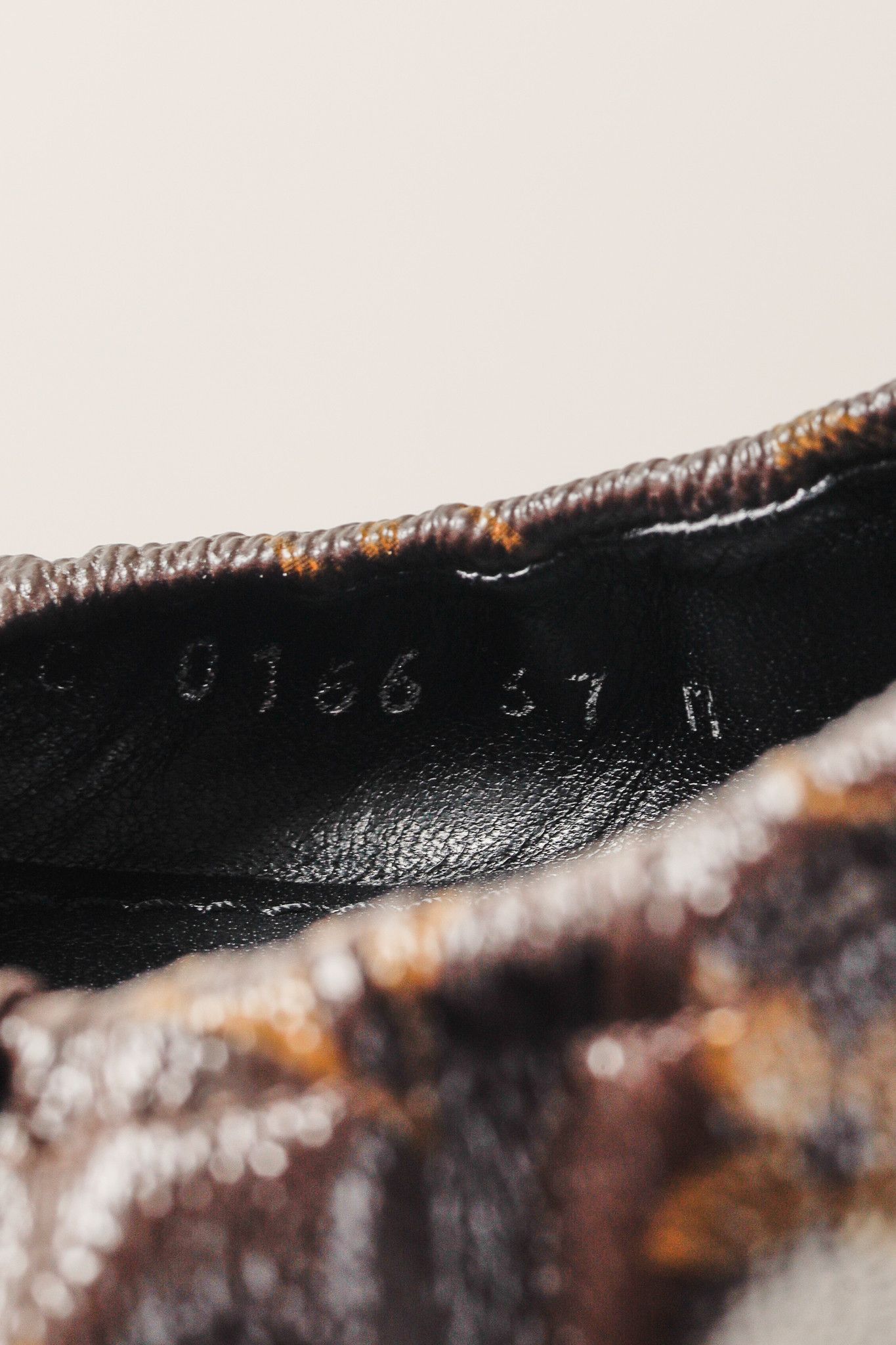 Louis Vuitton Louis Vuitton Flirty Monogram Canvas Cap-Toe Bow Flats Size US 6.5 / IT 36.5 - 10 Thumbnail