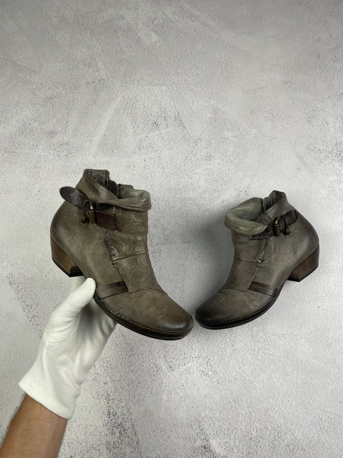 A.S.98 × Vintage A.S. 98 Women’s Leather Ankle Boots Gray Brown Size 37 Size US 7 / IT 37 - 1 Thumbnail