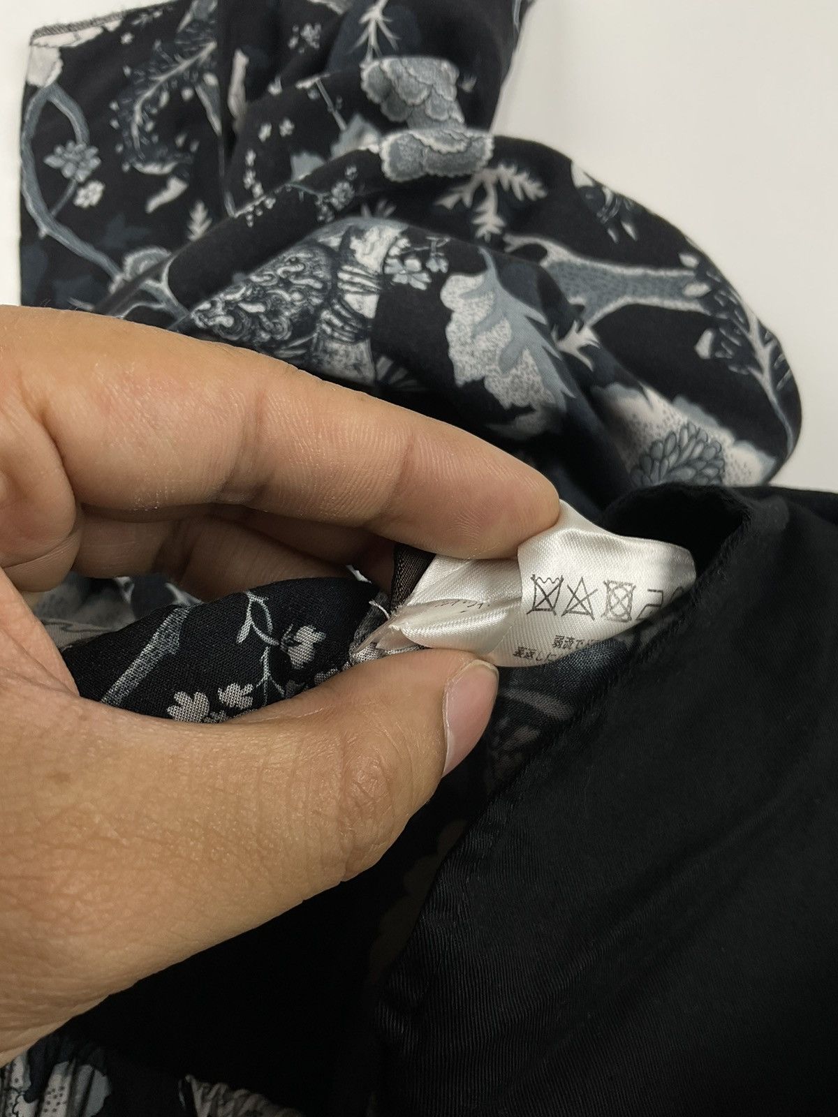 Louis Vuitton Louis Vuitton F/W'13 Chapman Brothers Garden in Hell Pants Size US 30 / EU 46 - 15 Thumbnail