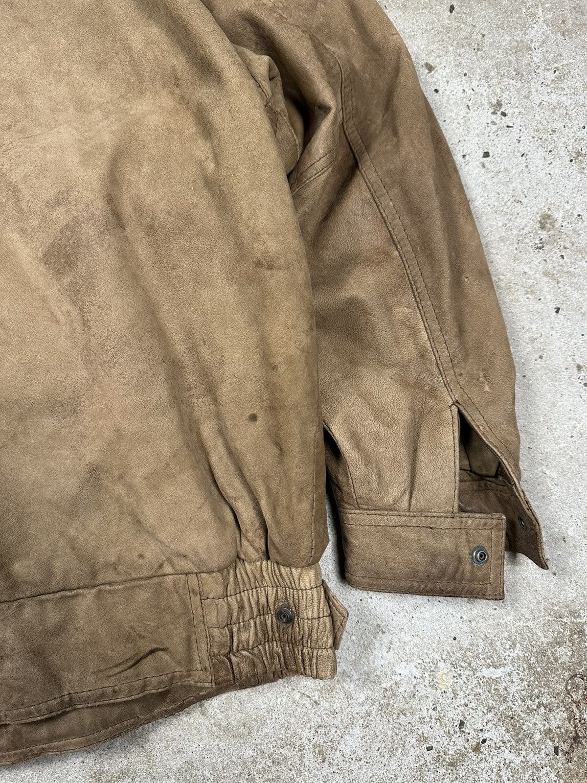 Genuine Leather × Vintage Vintage 90s Brown Distressed Utility Leather Bomber Jacket Size US L / EU 52-54 / 3 - 13 Thumbnail