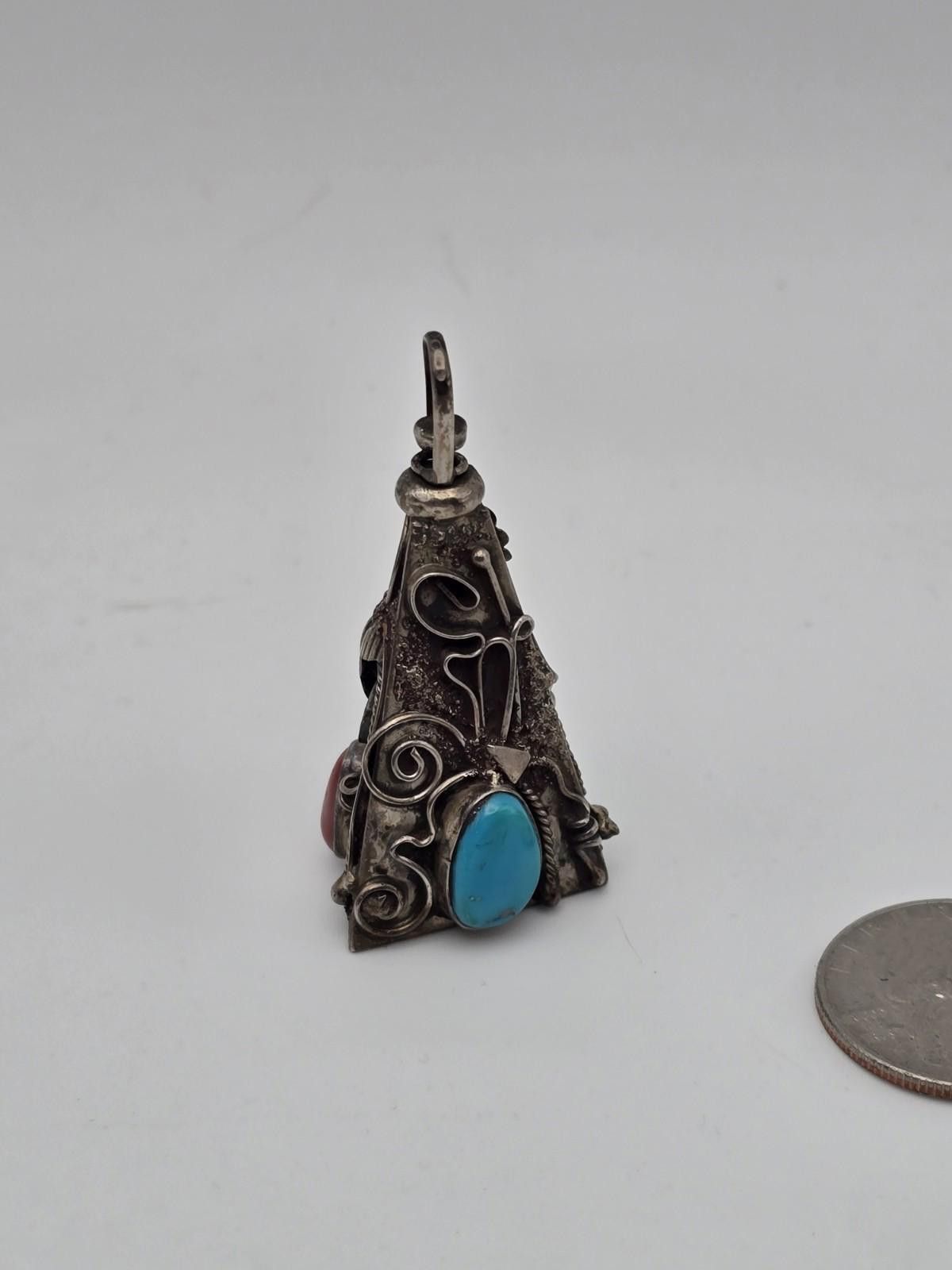 Other Vintage Navajo Sterling Pendant Turquoise Coral Cluster Size ONE SIZE - 4 Thumbnail