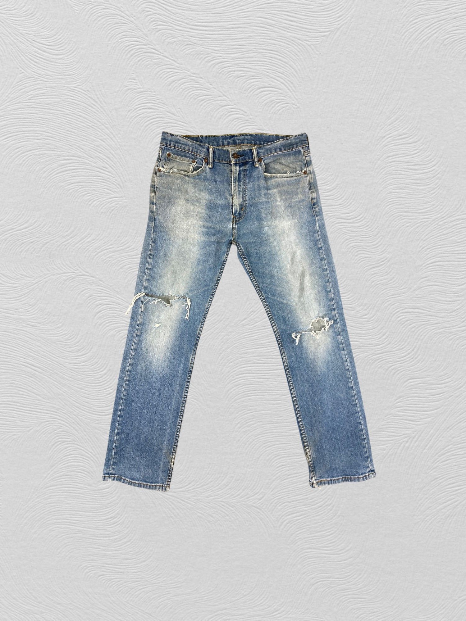 Levi's Light Wash Levi's 505 Jeans 33x28.5 Denim -SJ139 Size US 33 - 1 Thumbnail