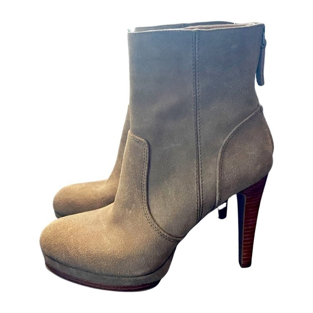 Nine West NWOT Nine West Tan Suede Platform Ankle Boots Size 8.5. Size US 8.5 / IT 38.5 - 6 Thumbnail